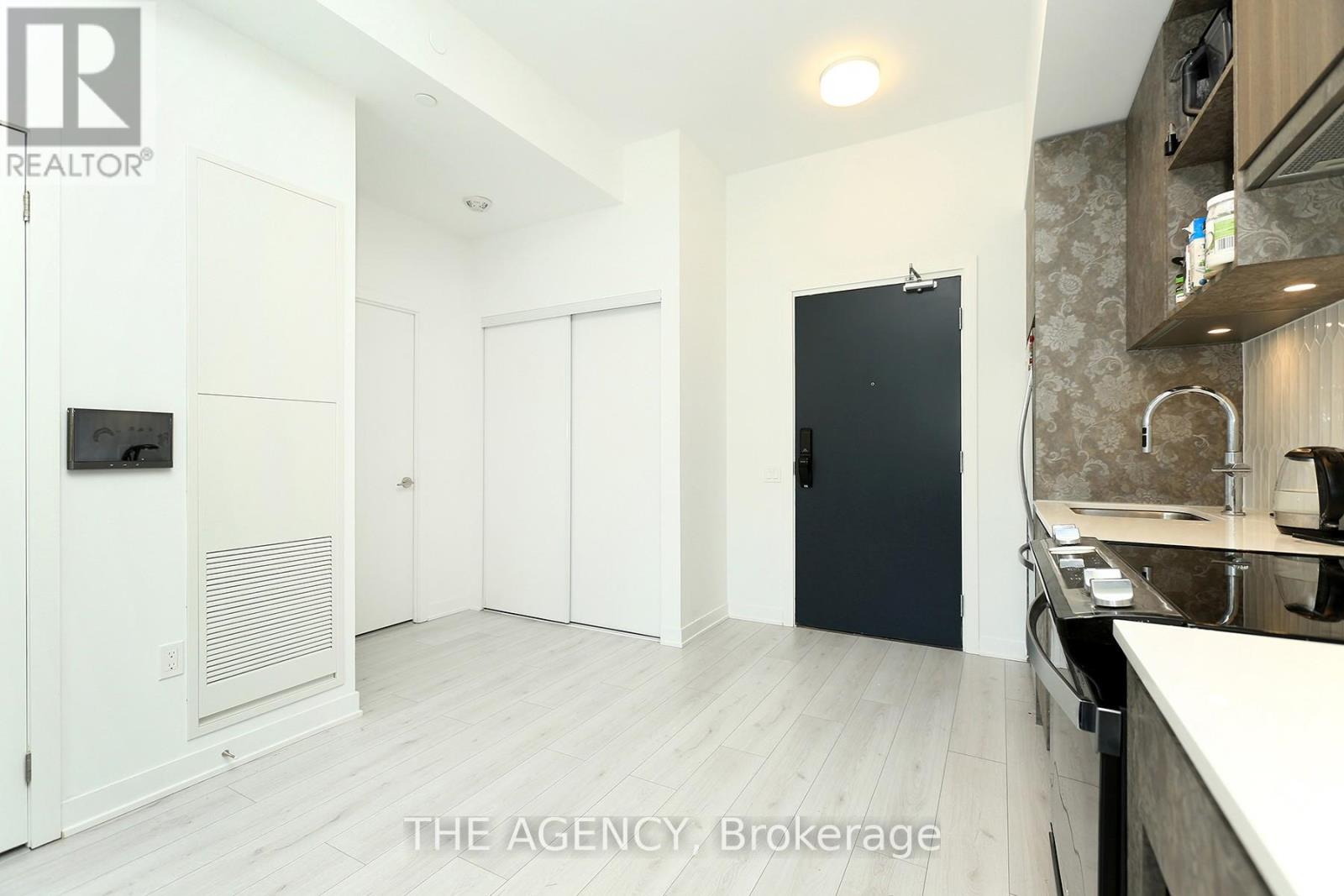 Lph19 - 395 Dundas Street W, Oakville, Ontario  L6M 5R8 - Photo 19 - W12010923