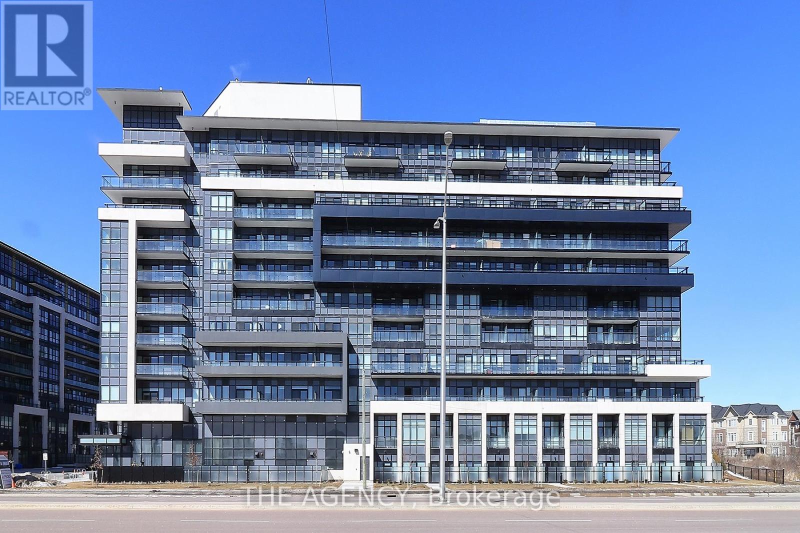 Lph19 - 395 Dundas Street W, Oakville, Ontario  L6M 5R8 - Photo 2 - W12010923