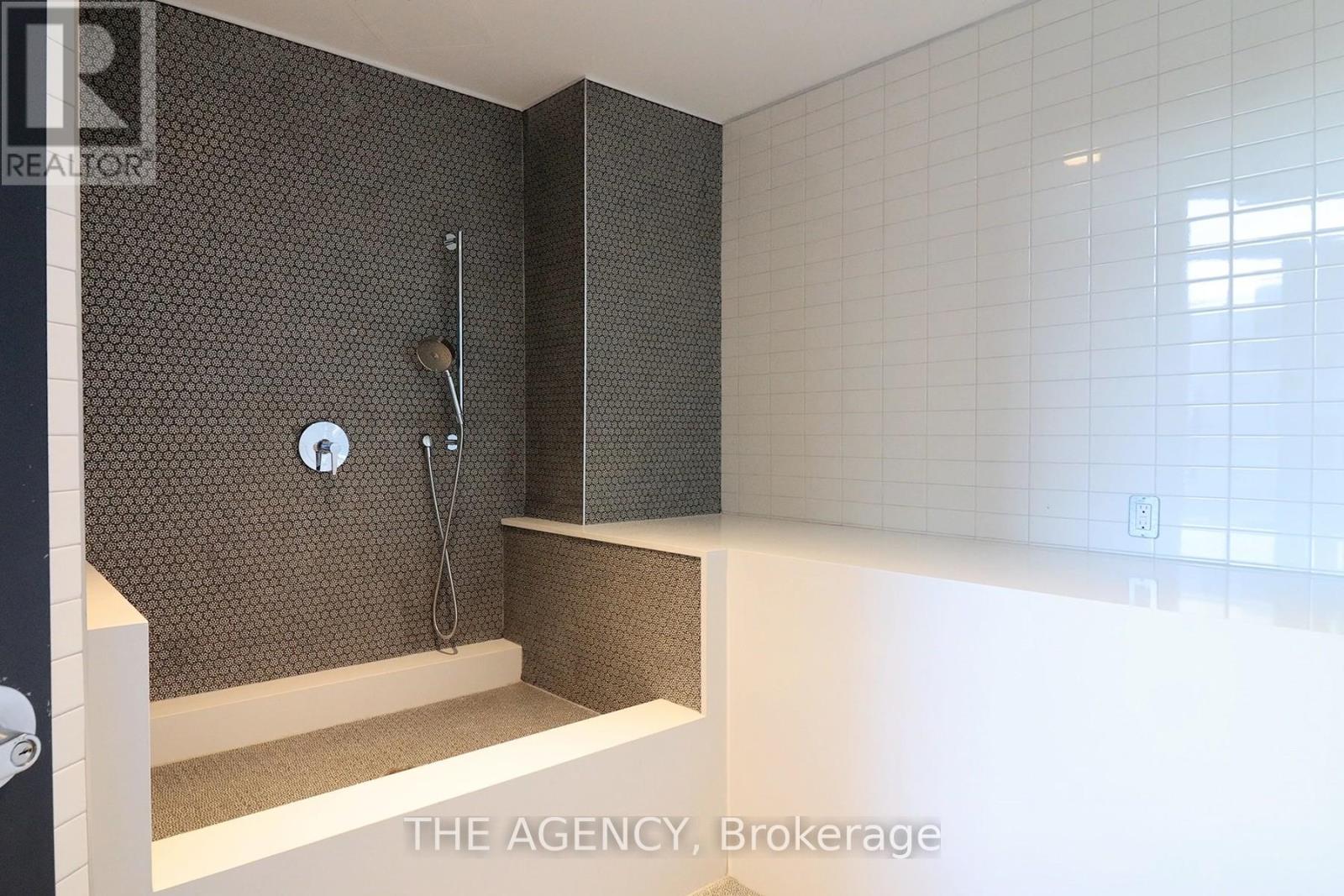 Lph19 - 395 Dundas Street W, Oakville, Ontario  L6M 5R8 - Photo 24 - W12010923