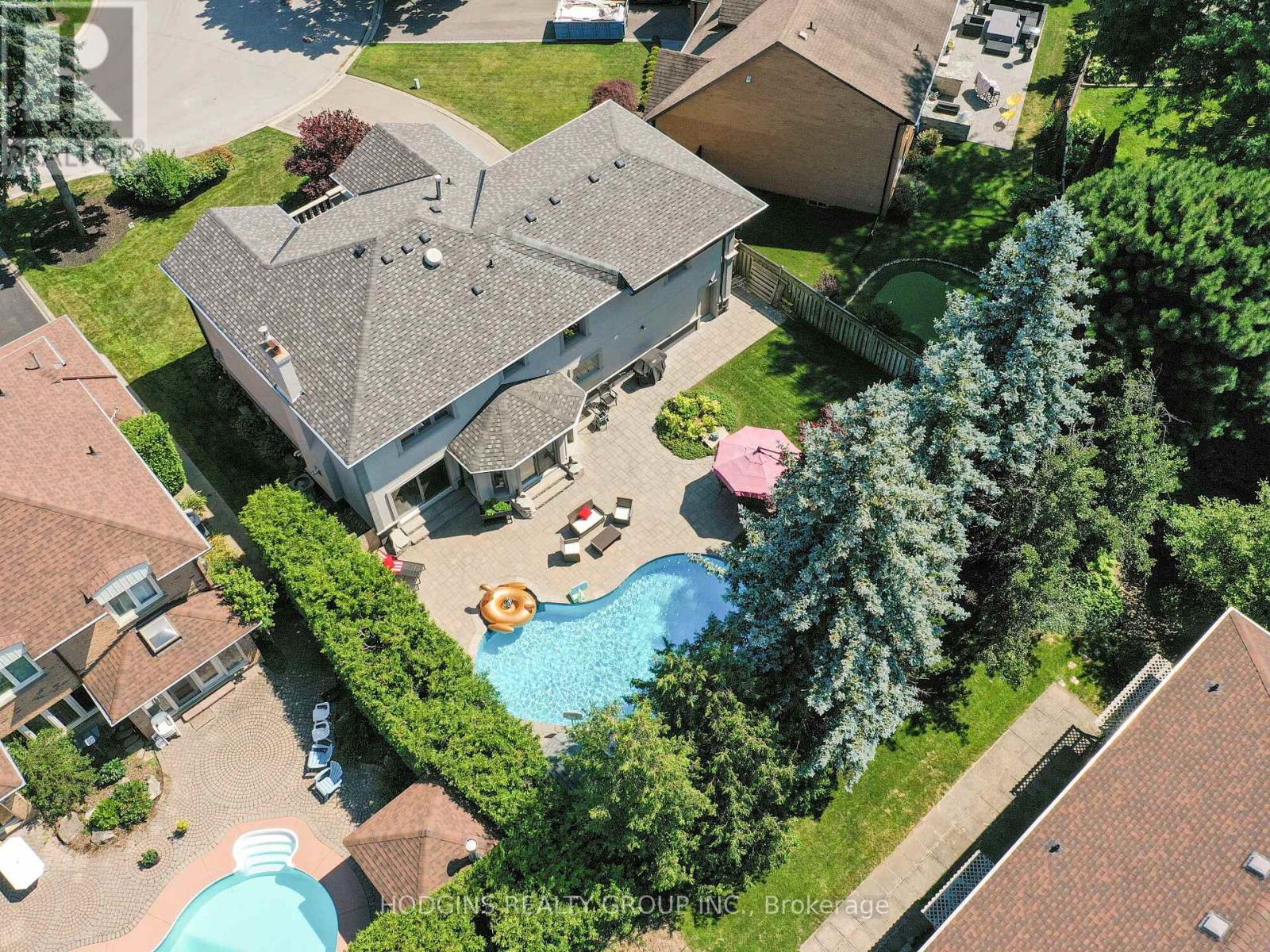 Property at 1816 PADDOCK CRESCENT image 3