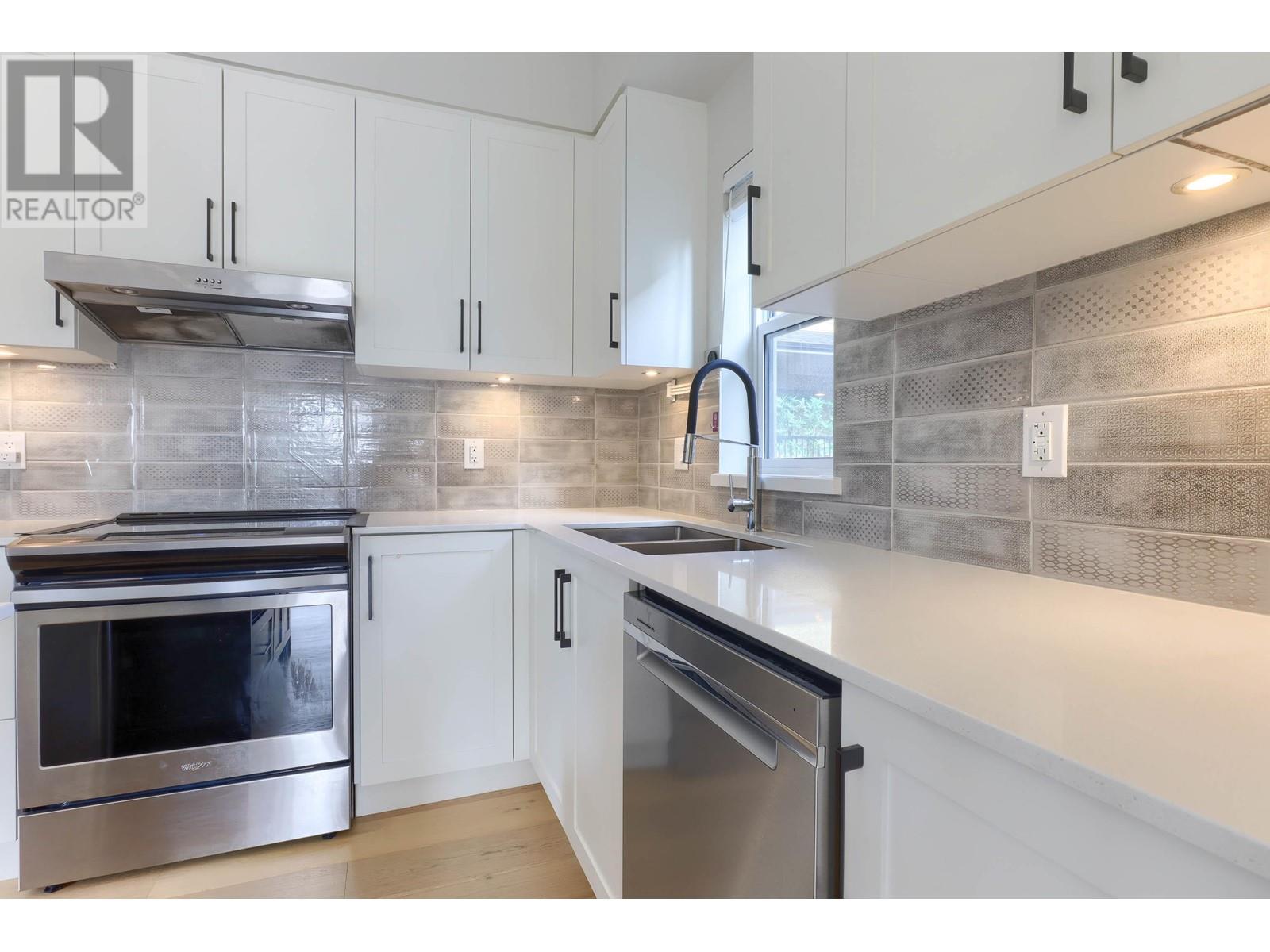 106 258 Hart Street, Coquitlam, British Columbia  V3K 1R4 - Photo 9 - R2967994