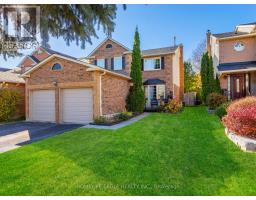 17 PEEVERS CRESCENT, Newmarket, Ontario