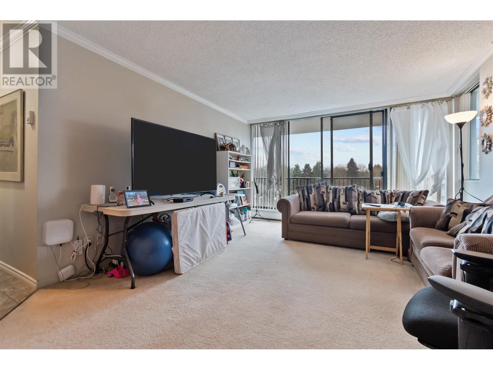Listing Picture 4 of 22 : 510 9320 PARKSVILLE DRIVE, Richmond / 烈治文 - 魯藝地產 Yvonne Lu Group - MLS Medallion Club Member