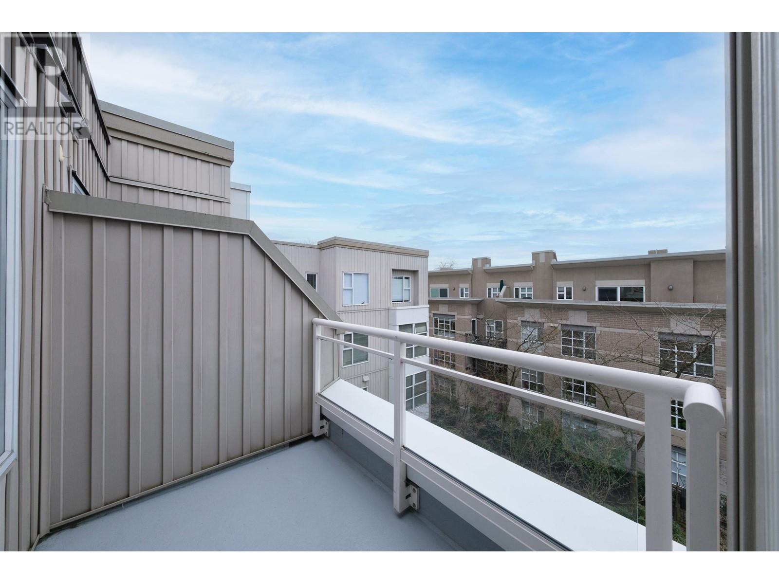 322 2768 Cranberry Drive, Vancouver, British Columbia  V6K 4V1 - Photo 15 - R2975577