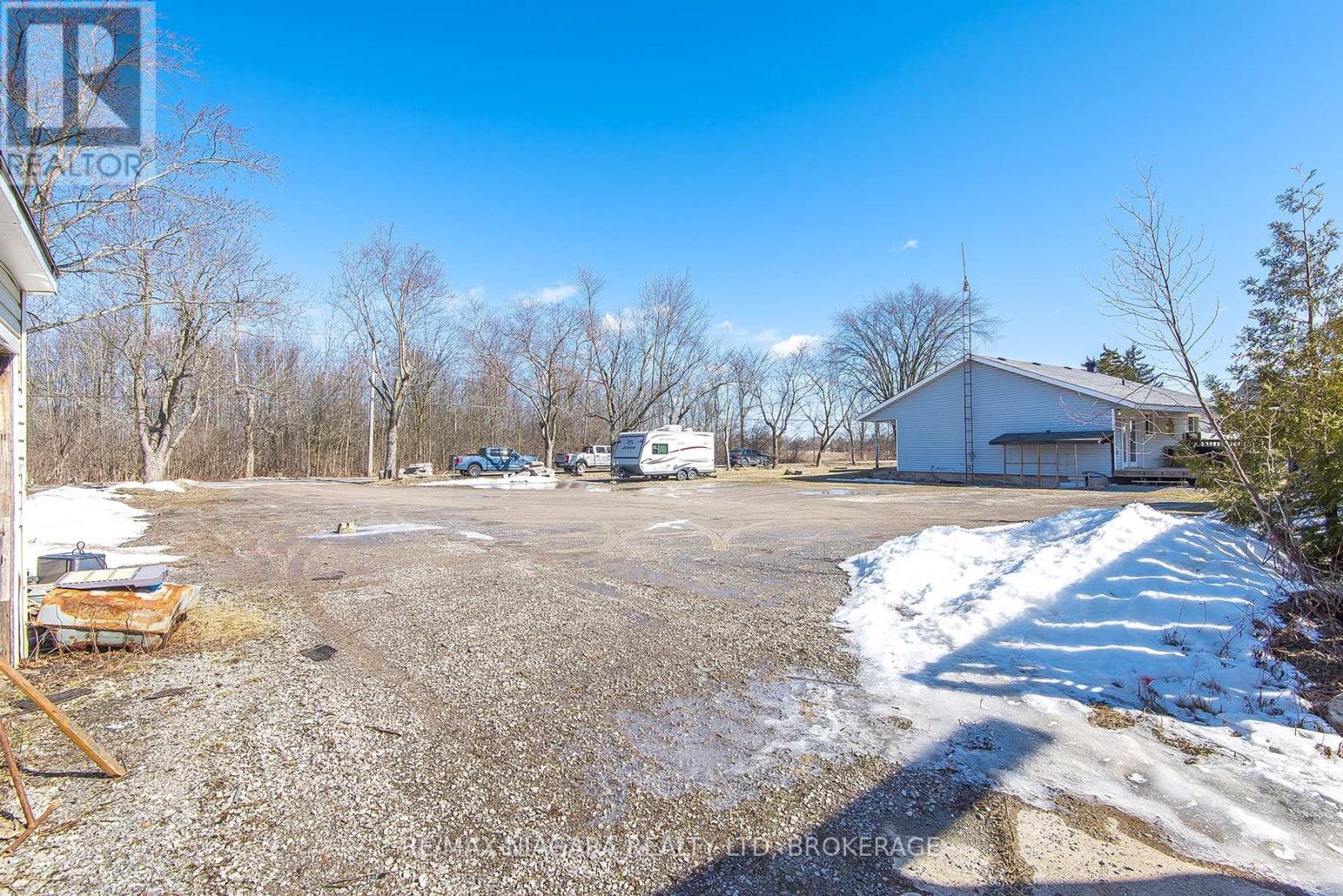 4530 Marshall Road, Niagara Falls, Ontario  L2E 6S6 - Photo 4 - X12011002