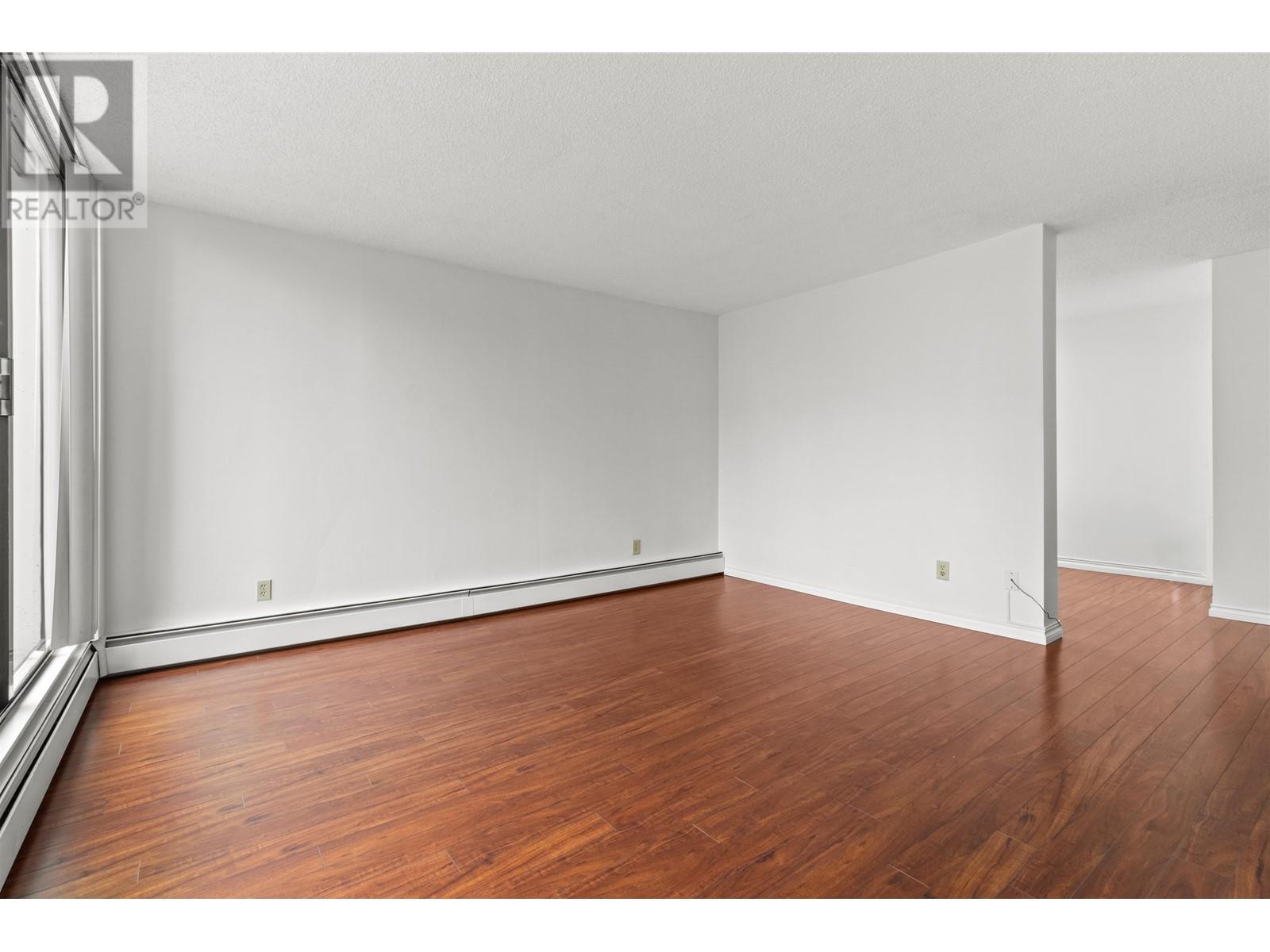 Listing Picture 8 of 14 : 1008 4200 MAYBERRY STREET, Burnaby / 本拿比 - 魯藝地產 Yvonne Lu Group - MLS Medallion Club Member
