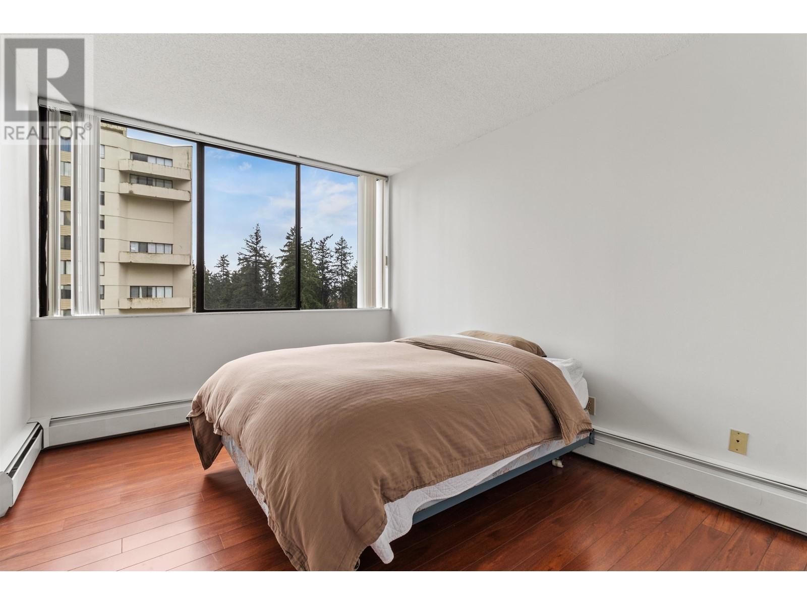 Listing Picture 12 of 14 : 1008 4200 MAYBERRY STREET, Burnaby / 本拿比 - 魯藝地產 Yvonne Lu Group - MLS Medallion Club Member