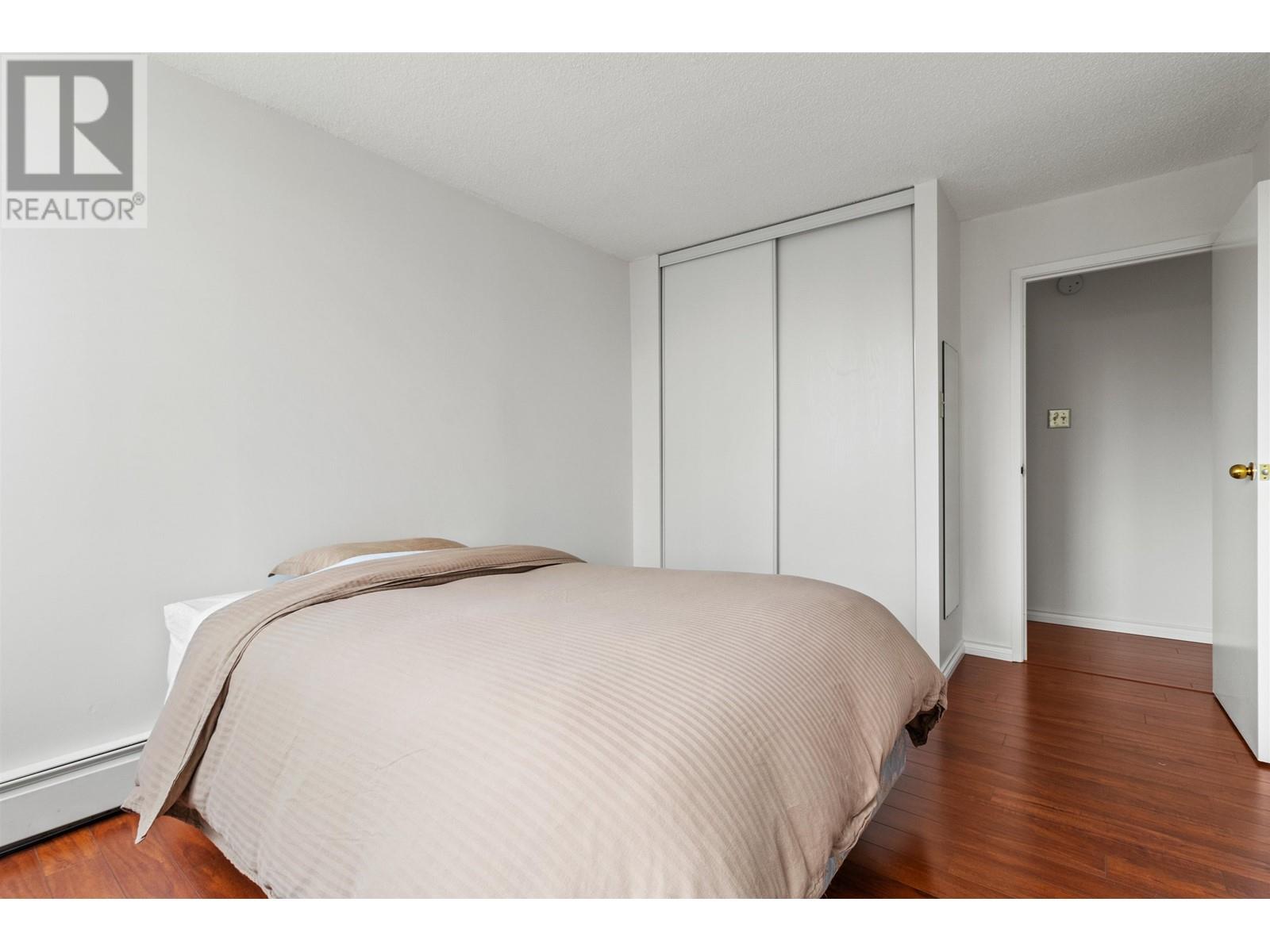 Listing Picture 13 of 14 : 1008 4200 MAYBERRY STREET, Burnaby / 本拿比 - 魯藝地產 Yvonne Lu Group - MLS Medallion Club Member