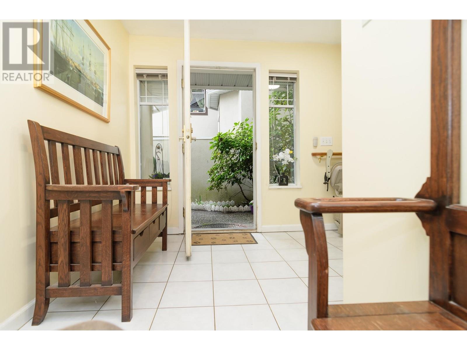5 58 Richmond Street, New Westminster, British Columbia  V3L 5P2 - Photo 5 - R2975619
