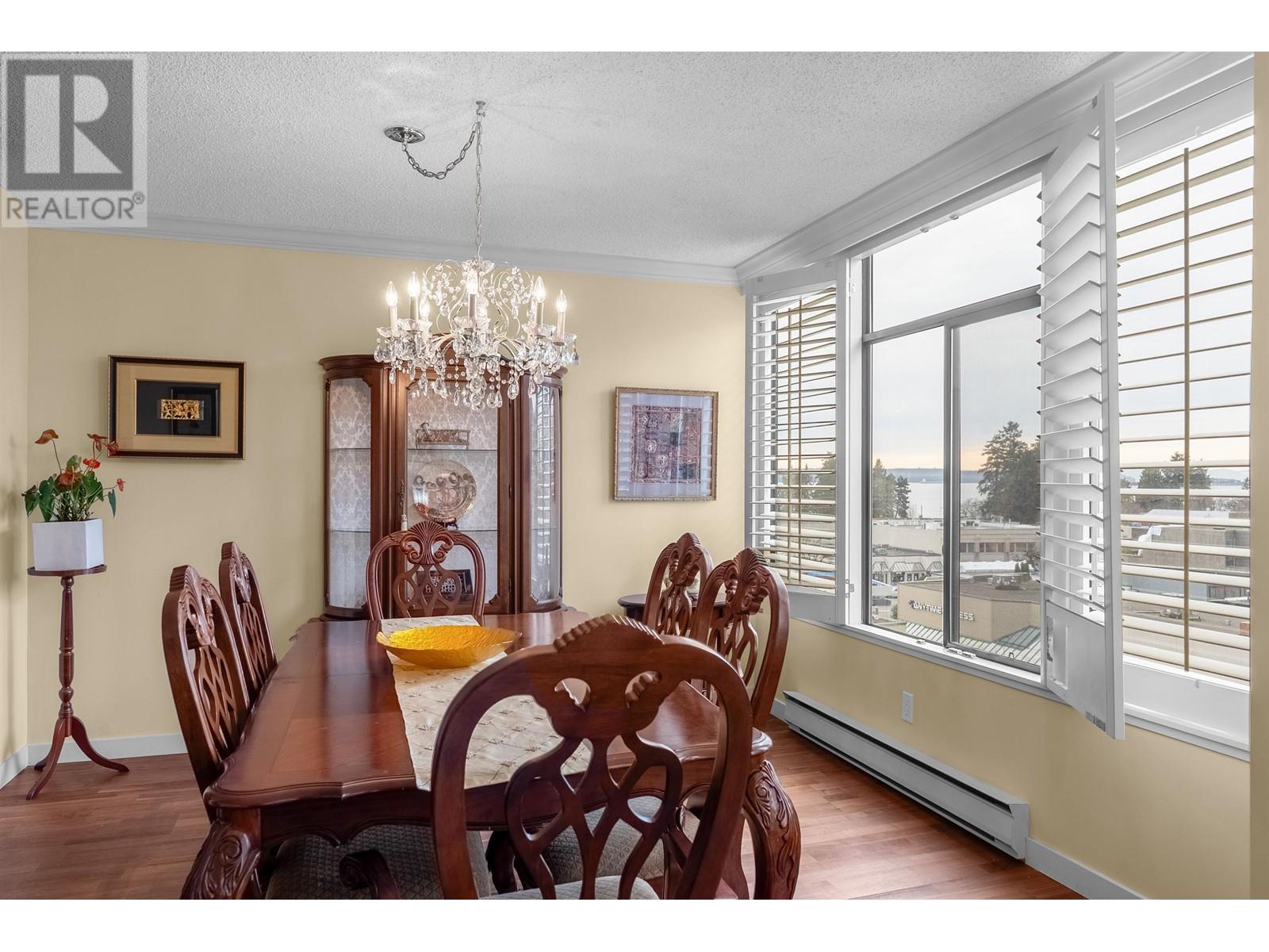 502 1480 Duchess Avenue, West Vancouver, British Columbia  V7T 2W2 - Photo 2 - R2975628
