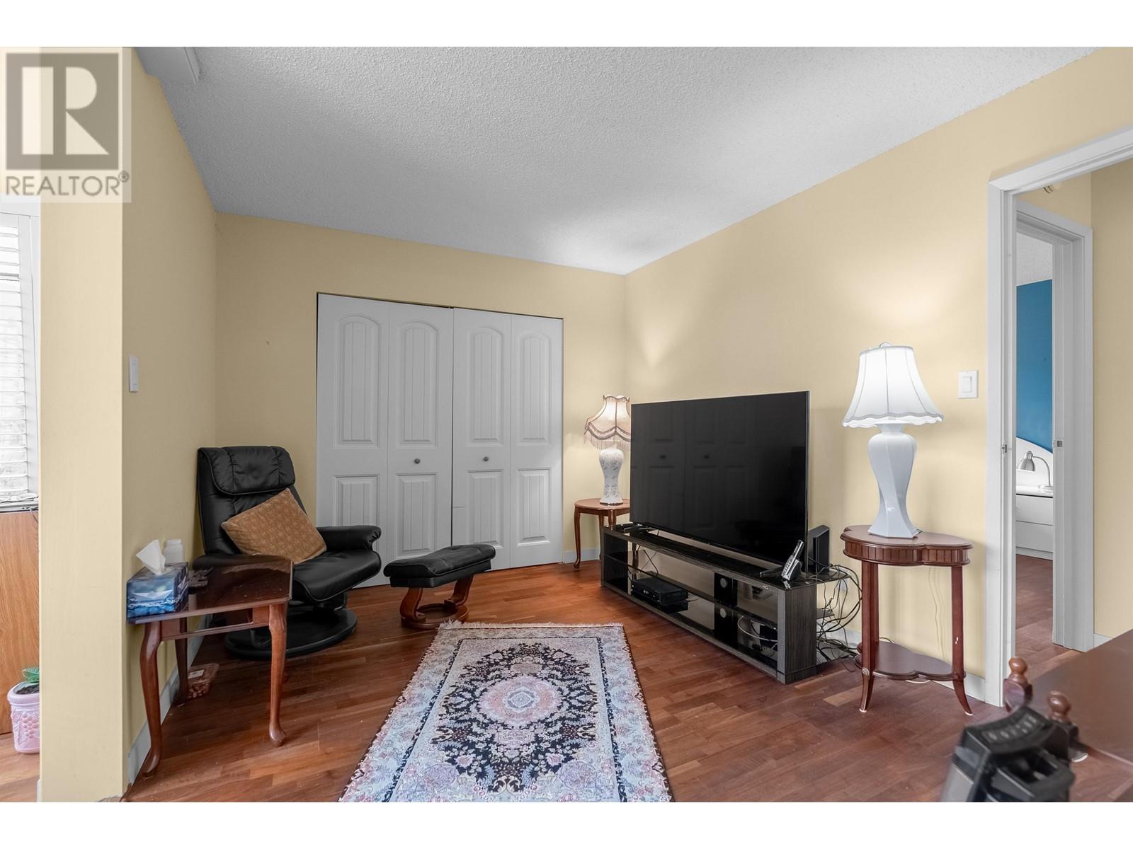 502 1480 Duchess Avenue, West Vancouver, British Columbia  V7T 2W2 - Photo 3 - R2975628