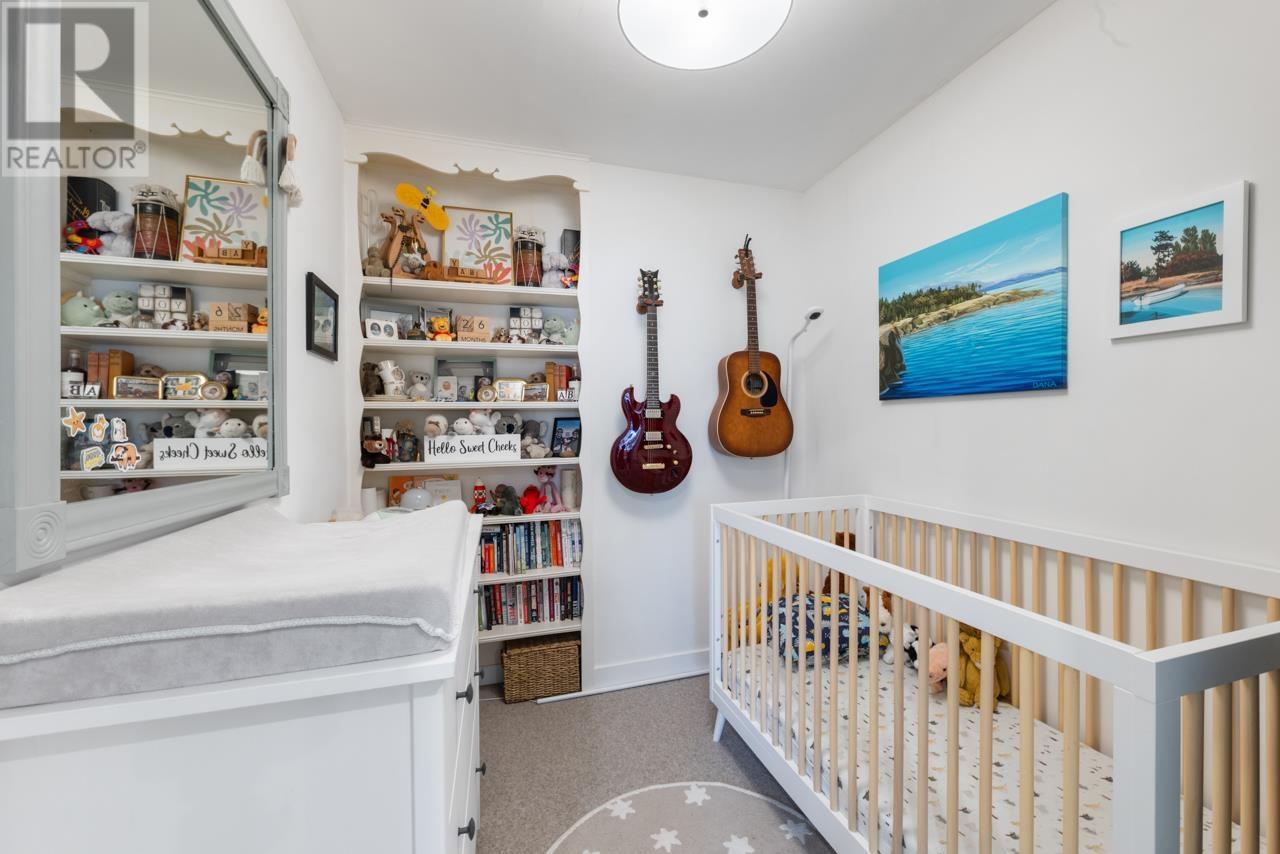 Listing Picture 13 of 29 : 309 1777 W 13TH AVENUE, Vancouver / 溫哥華 - 魯藝地產 Yvonne Lu Group - MLS Medallion Club Member