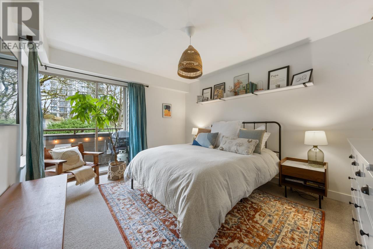 Listing Picture 16 of 29 : 309 1777 W 13TH AVENUE, Vancouver / 溫哥華 - 魯藝地產 Yvonne Lu Group - MLS Medallion Club Member