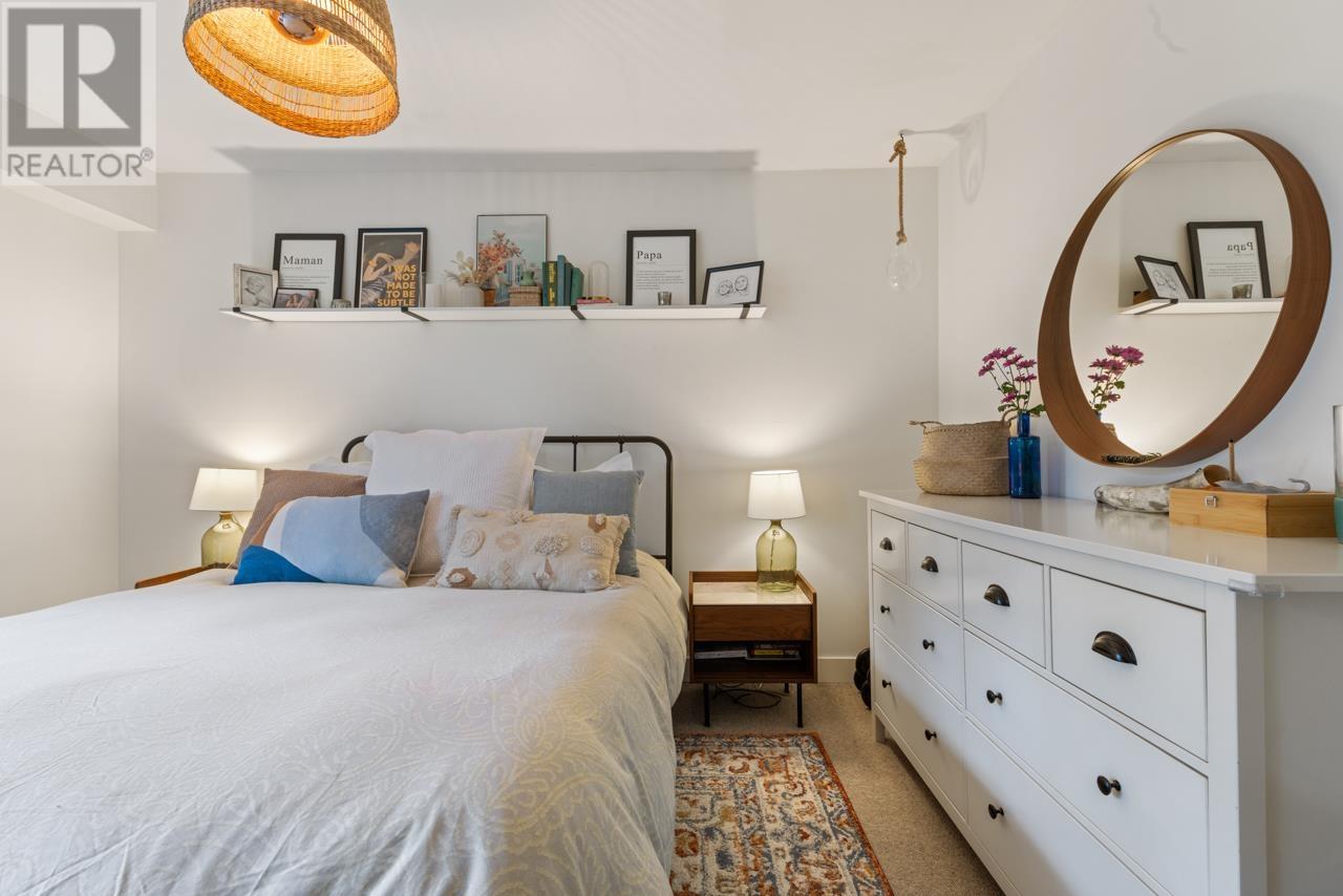 Listing Picture 17 of 29 : 309 1777 W 13TH AVENUE, Vancouver / 溫哥華 - 魯藝地產 Yvonne Lu Group - MLS Medallion Club Member