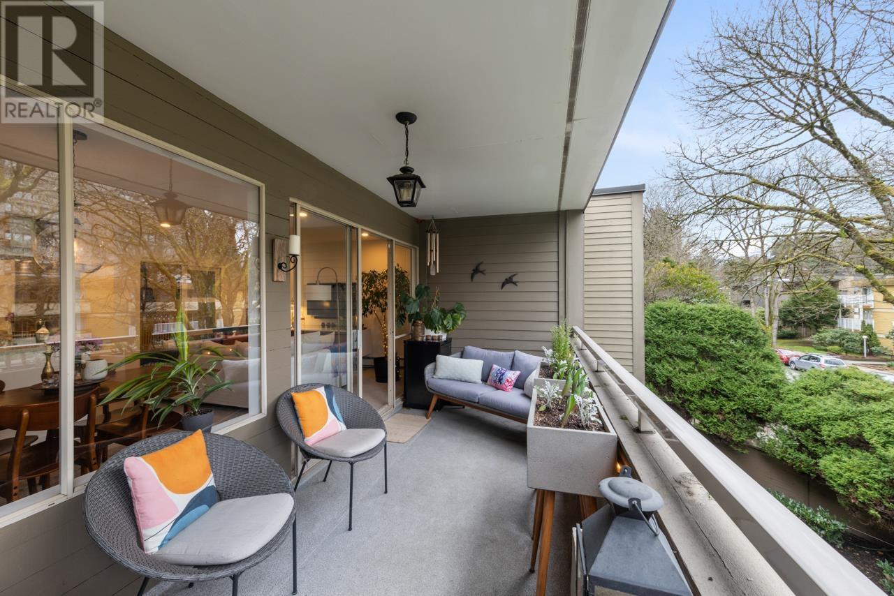 Listing Picture 5 of 29 : 309 1777 W 13TH AVENUE, Vancouver / 溫哥華 - 魯藝地產 Yvonne Lu Group - MLS Medallion Club Member