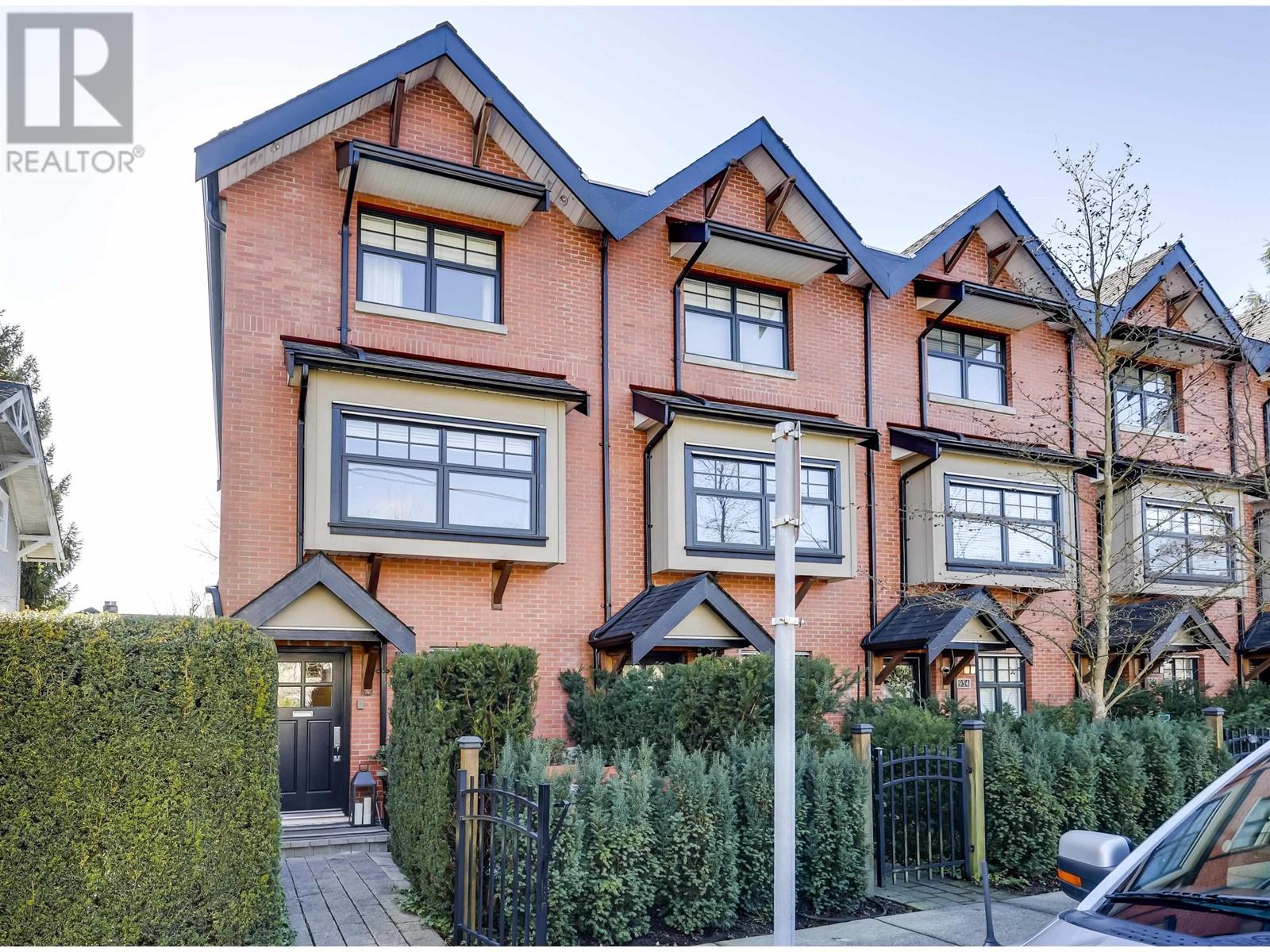 950 W 15TH AVENUE, Vancouver