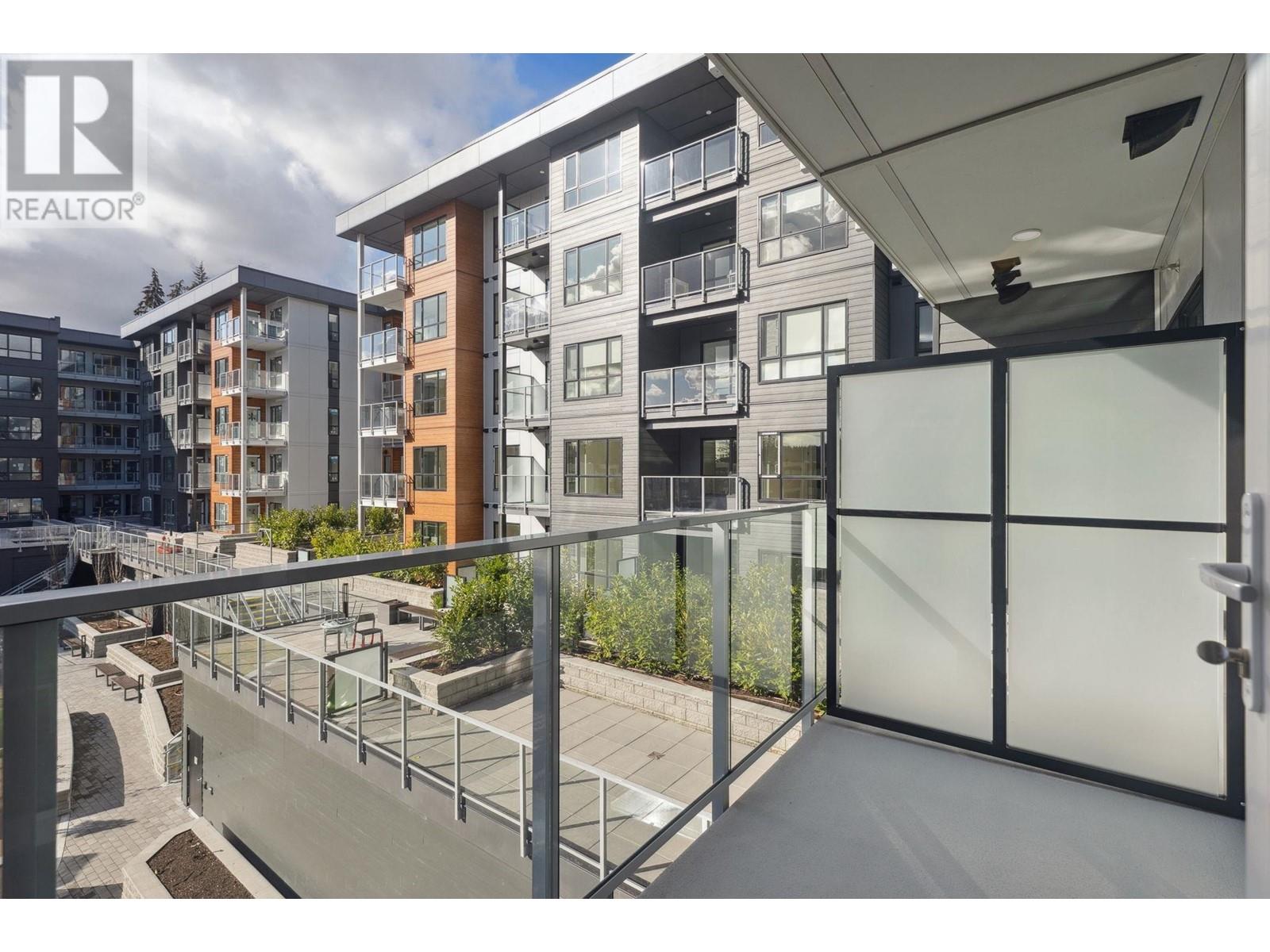 302 3596 Malsum Drive, North Vancouver, British Columbia  V7G 0B5 - Photo 9 - R2975665