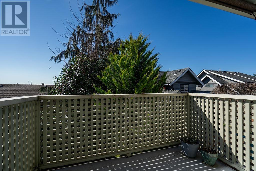 417 St Andrews Avenue, North Vancouver, British Columbia  V7L 4S7 - Photo 16 - R2975678