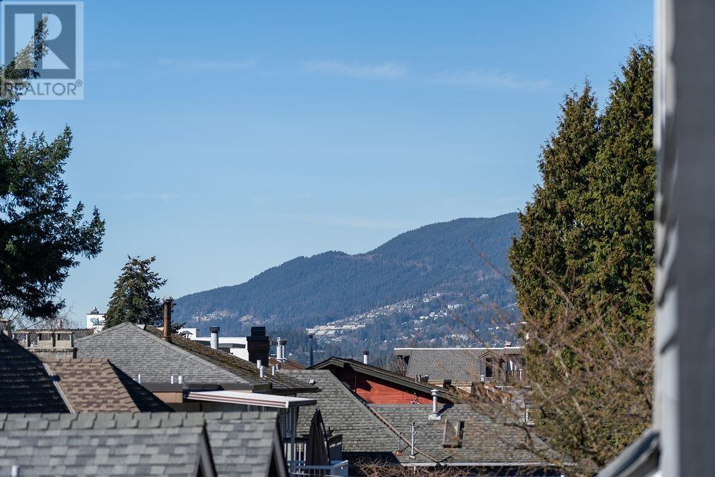 417 St Andrews Avenue, North Vancouver, British Columbia  V7L 4S7 - Photo 17 - R2975678
