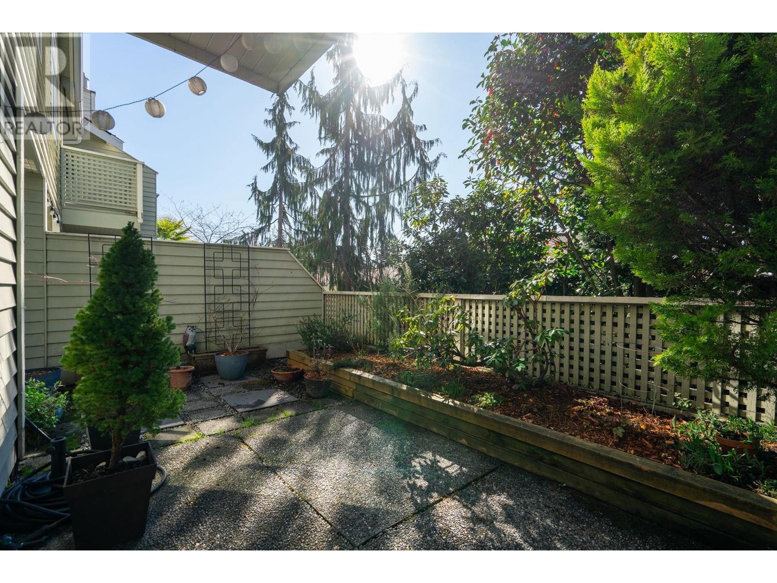417 St Andrews Avenue, North Vancouver, British Columbia  V7L 4S7 - Photo 23 - R2975678