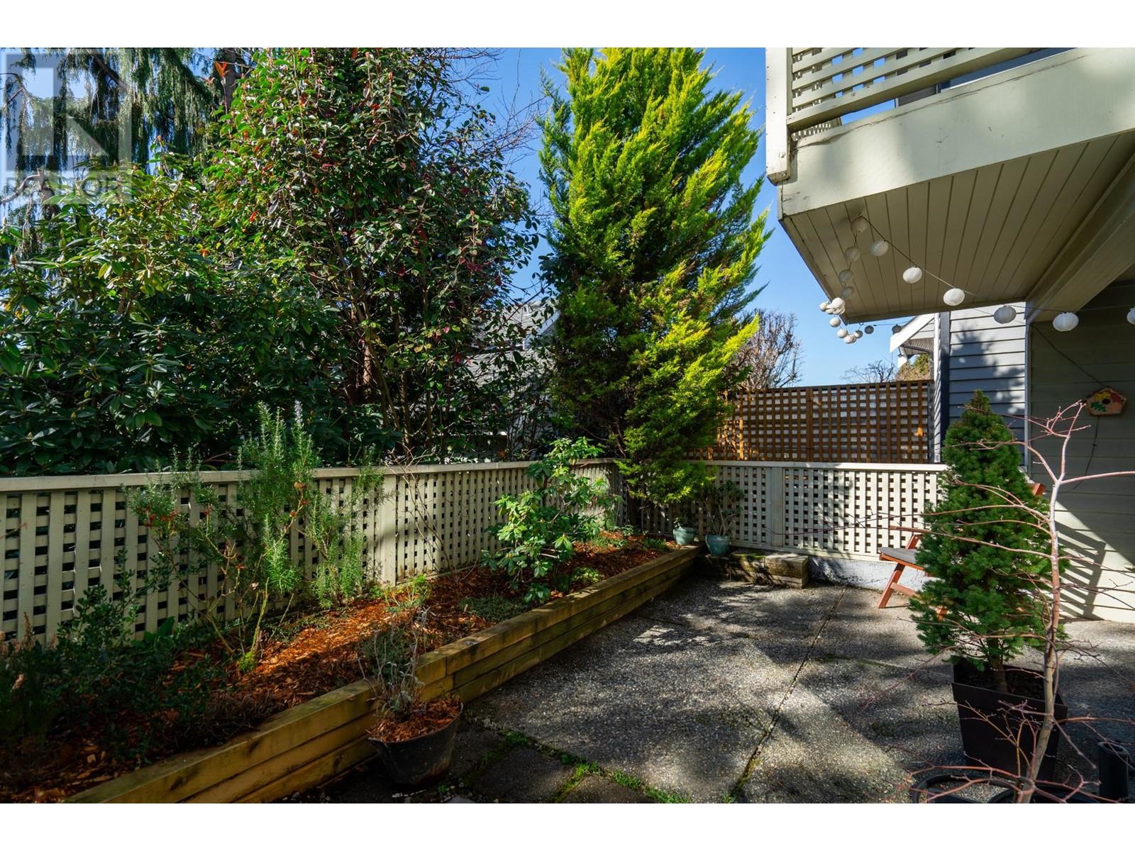 417 St Andrews Avenue, North Vancouver, British Columbia  V7L 4S7 - Photo 24 - R2975678