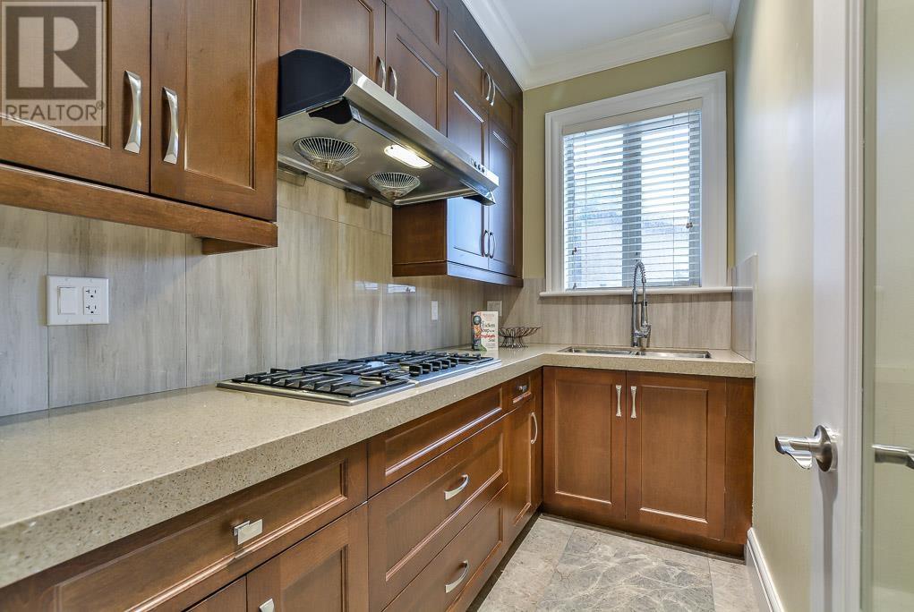 10777 Springmont Drive, Richmond, British Columbia  V7E 1X4 - Photo 11 - R2975620