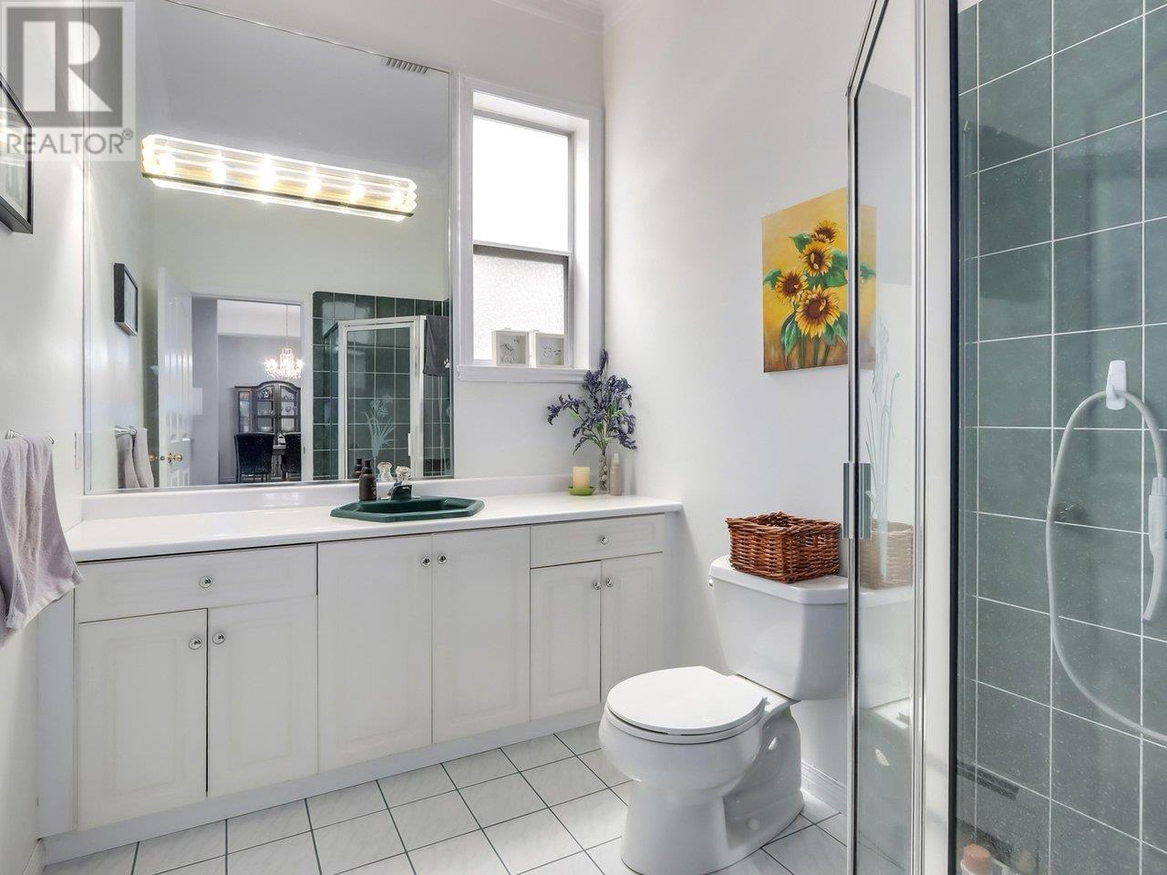 305 Sorrento Place, Coquitlam, British Columbia  V3K 6P4 - Photo 25 - R2975658