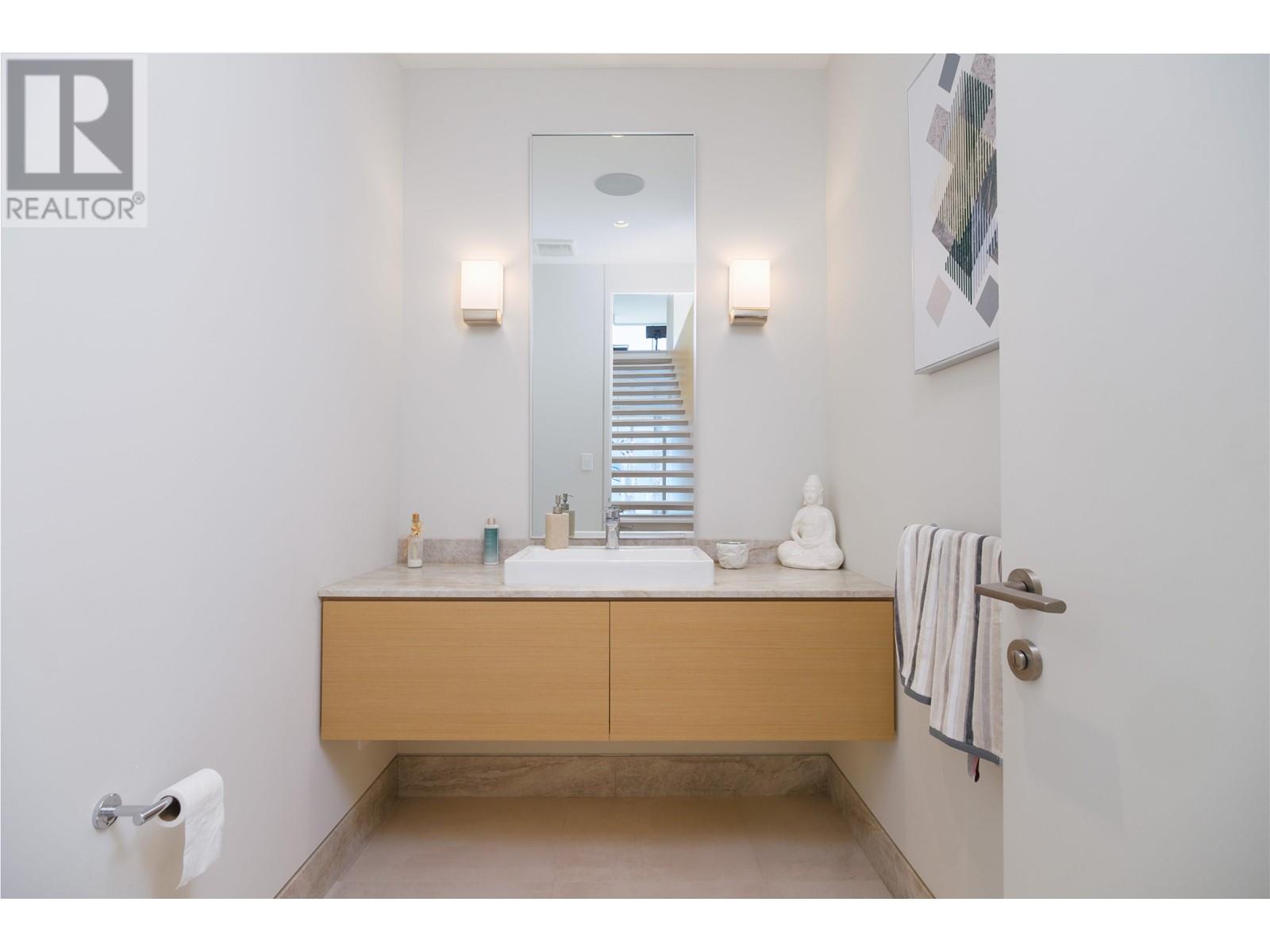 6911 Isleview Road, West Vancouver, British Columbia  V7W 7W2 - Photo 11 - R2975643