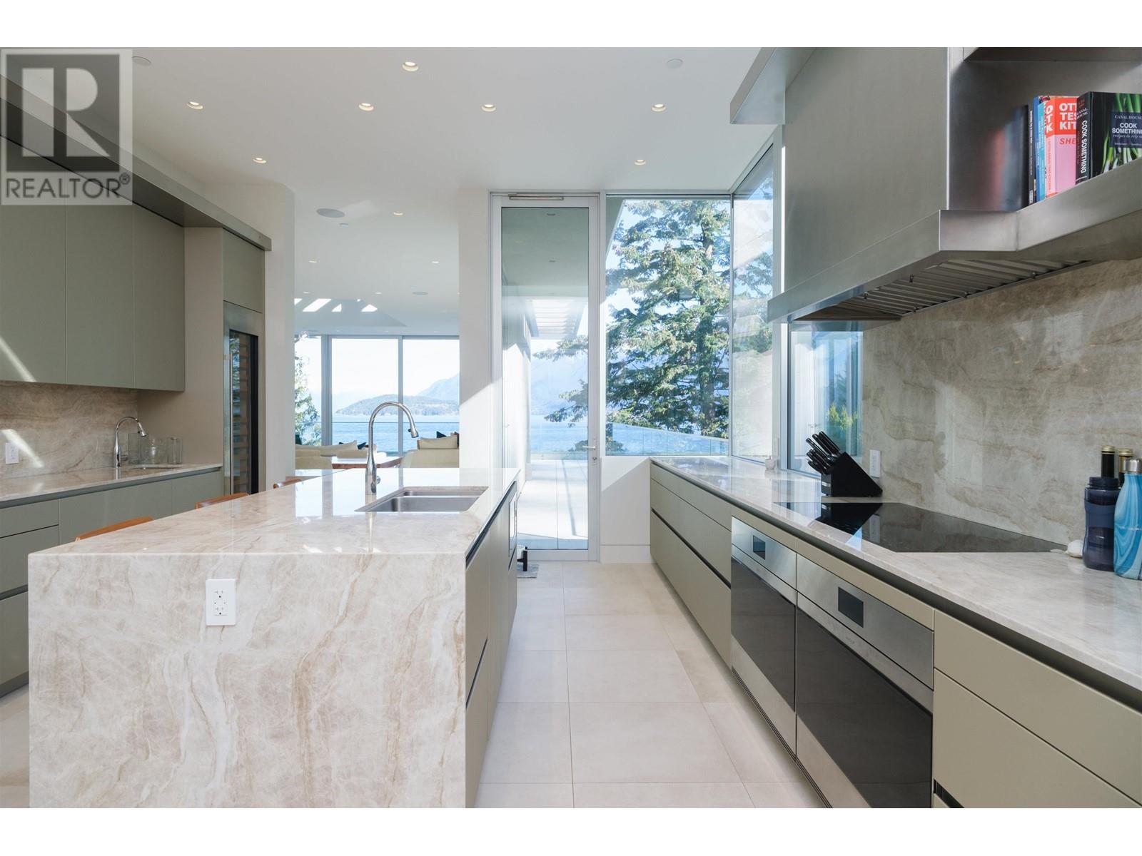 6911 Isleview Road, West Vancouver, British Columbia  V7W 7W2 - Photo 9 - R2975643