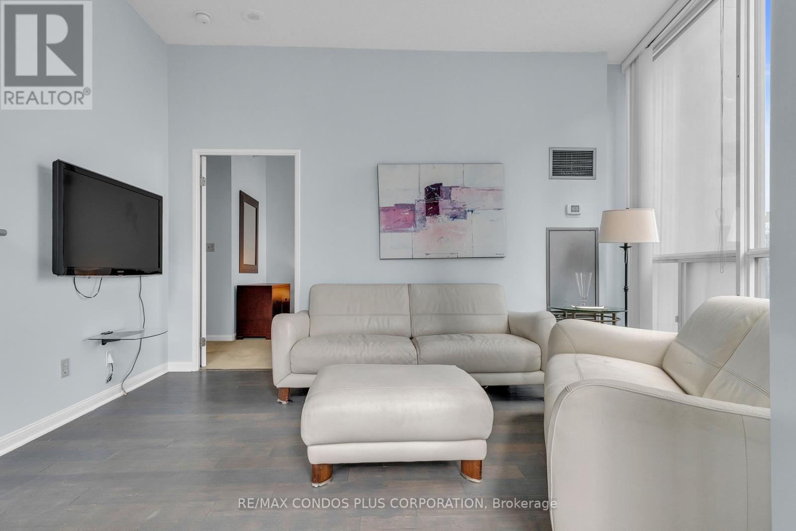 2403 - 24 Wellesley Street W, Toronto, Ontario  M4Y 2X6 - Photo 15 - C12011038