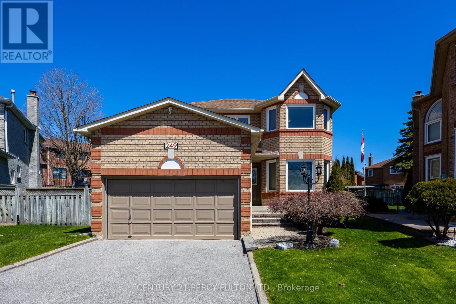 249 MOSSBROOK SQUARE, Pickering, Ontario