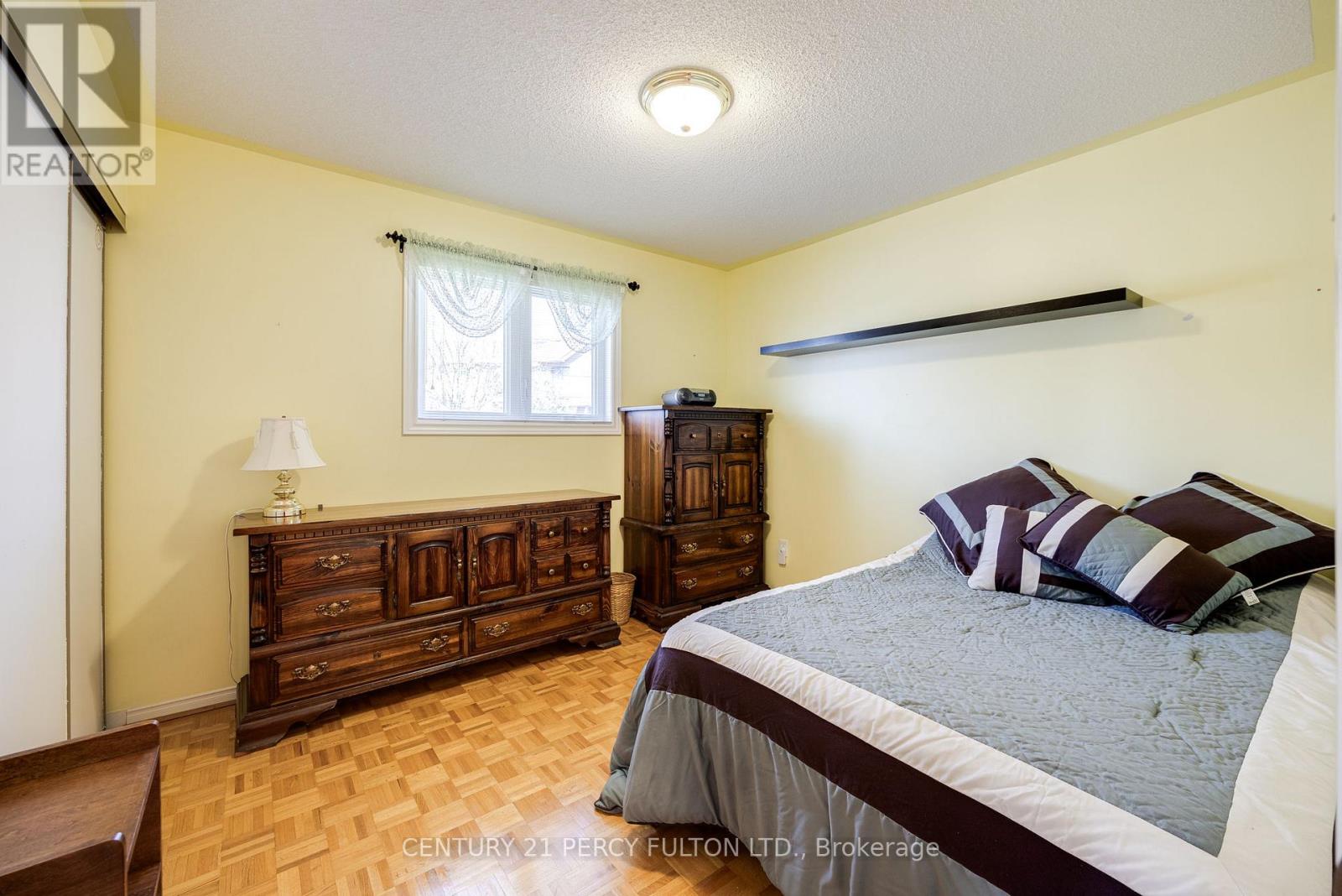 249 Mossbrook Square, Pickering, Ontario  L1V 6P9 - Photo 25 - E12011013