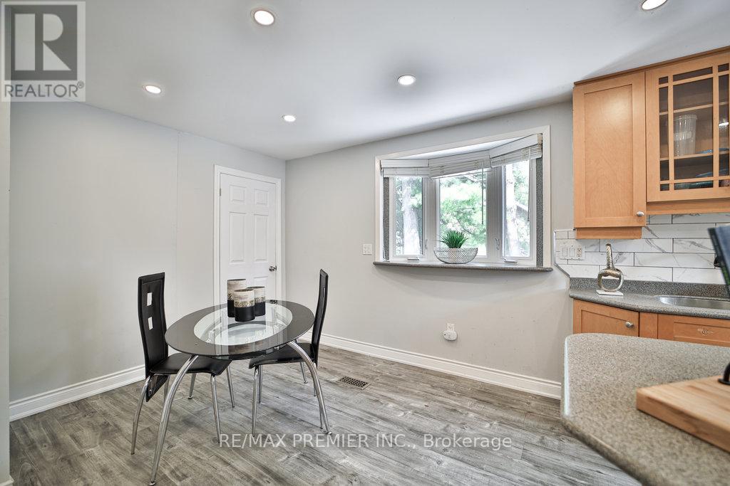 Property at 270 CONLIN ROAD E image 3