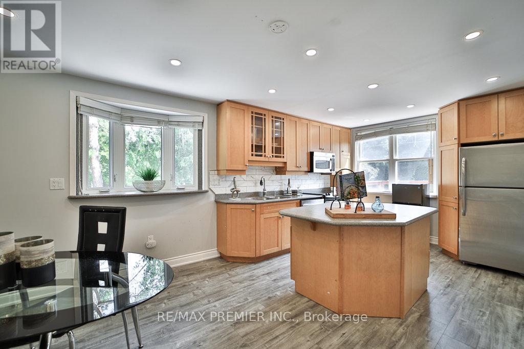 Property at 270 CONLIN ROAD E image 5
