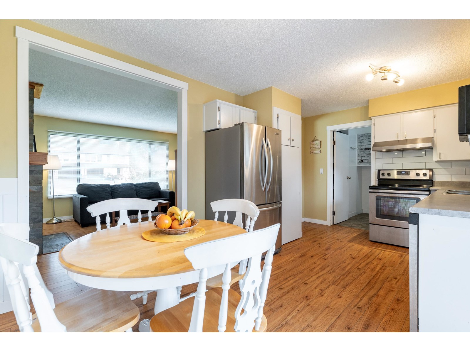 10259 143a Street, Surrey, British Columbia  V3T 5C1 - Photo 6 - R2969533