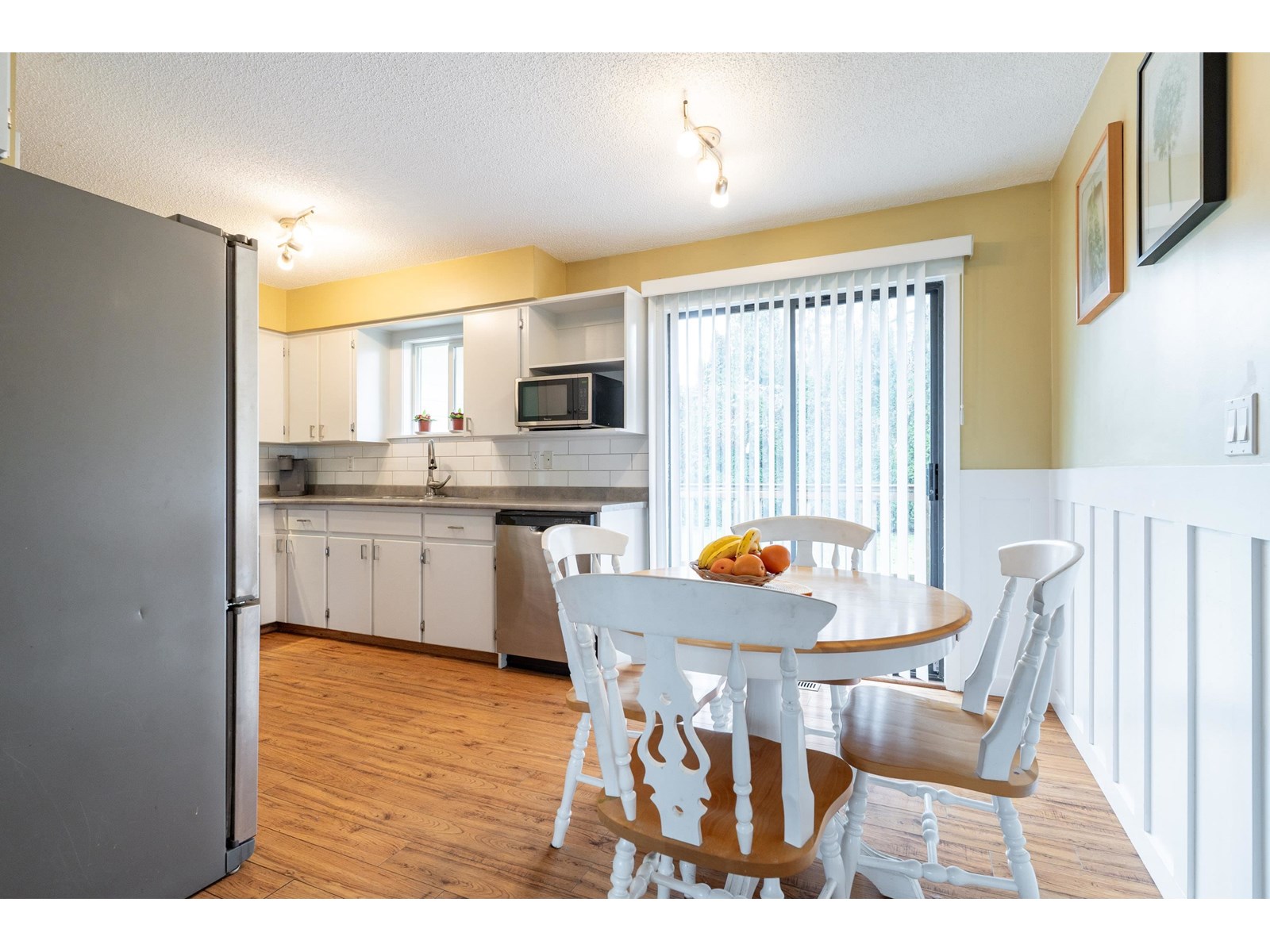 10259 143a Street, Surrey, British Columbia  V3T 5C1 - Photo 7 - R2969533