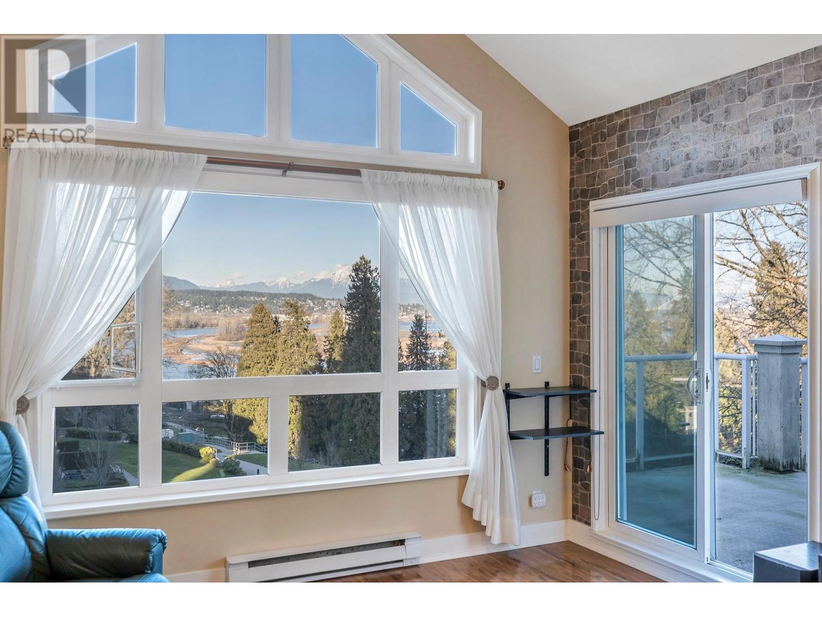 502 14 E Royal Avenue, New Westminster, British Columbia  V3L 5W5 - Photo 3 - R2975347
