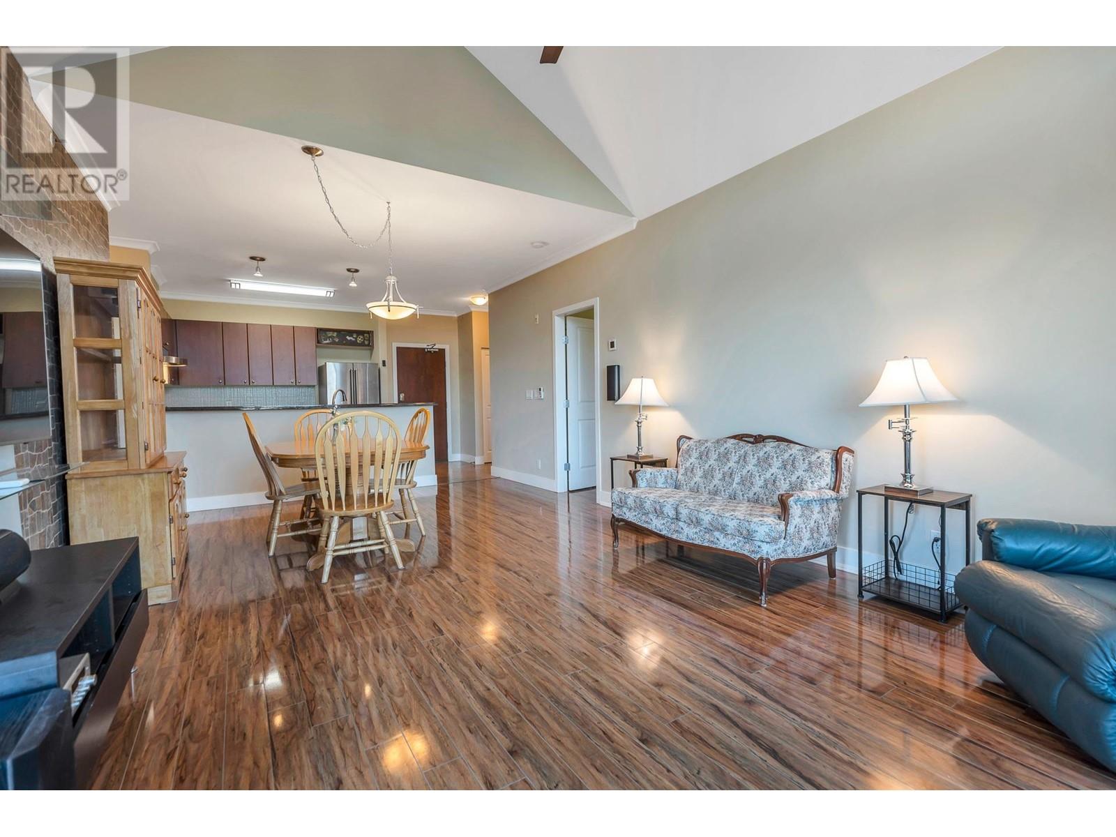 502 14 E Royal Avenue, New Westminster, British Columbia  V3L 5W5 - Photo 6 - R2975347