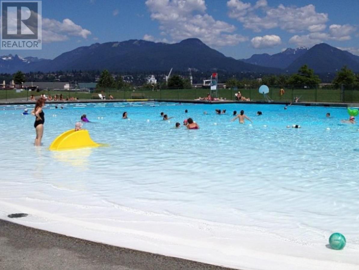 Listing Picture 26 of 27 : 1 3119 CHARLES STREET, Vancouver / 溫哥華 - 魯藝地產 Yvonne Lu Group - MLS Medallion Club Member