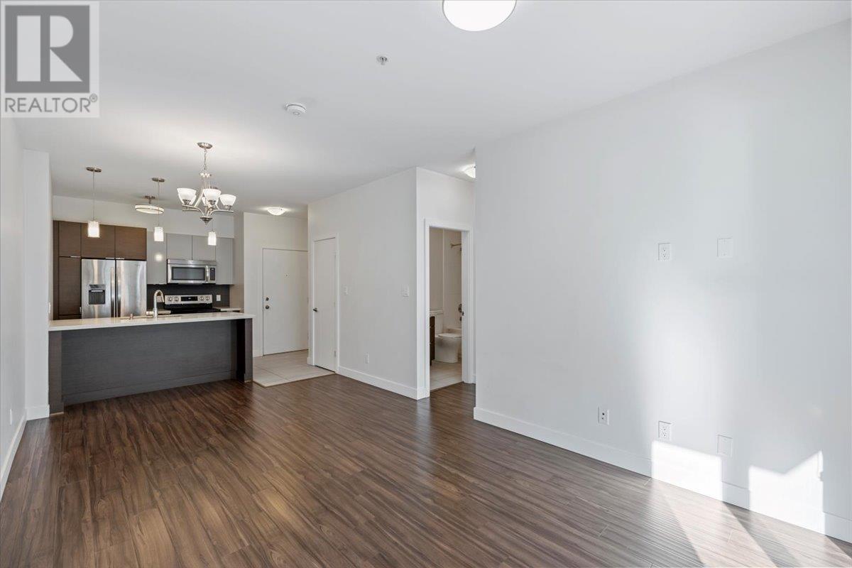 205 7727 Royal Oak Avenue, Burnaby, British Columbia  V5J 4K2 - Photo 11 - R2975601