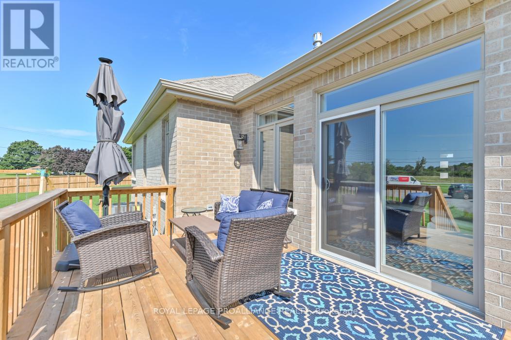18 Athabaska Drive, Belleville, Ontario  K8N 0T2 - Photo 30 - X12011106