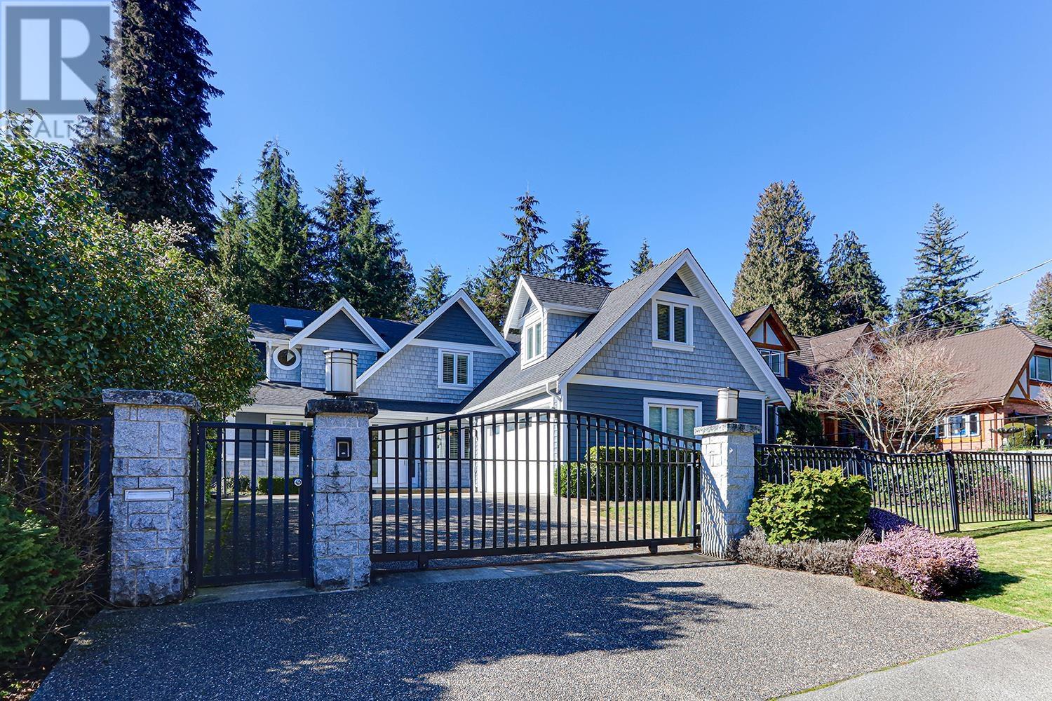1155 Sinclair Street, West Vancouver, British Columbia  V7V 3W3 - Photo 1 - R2975542