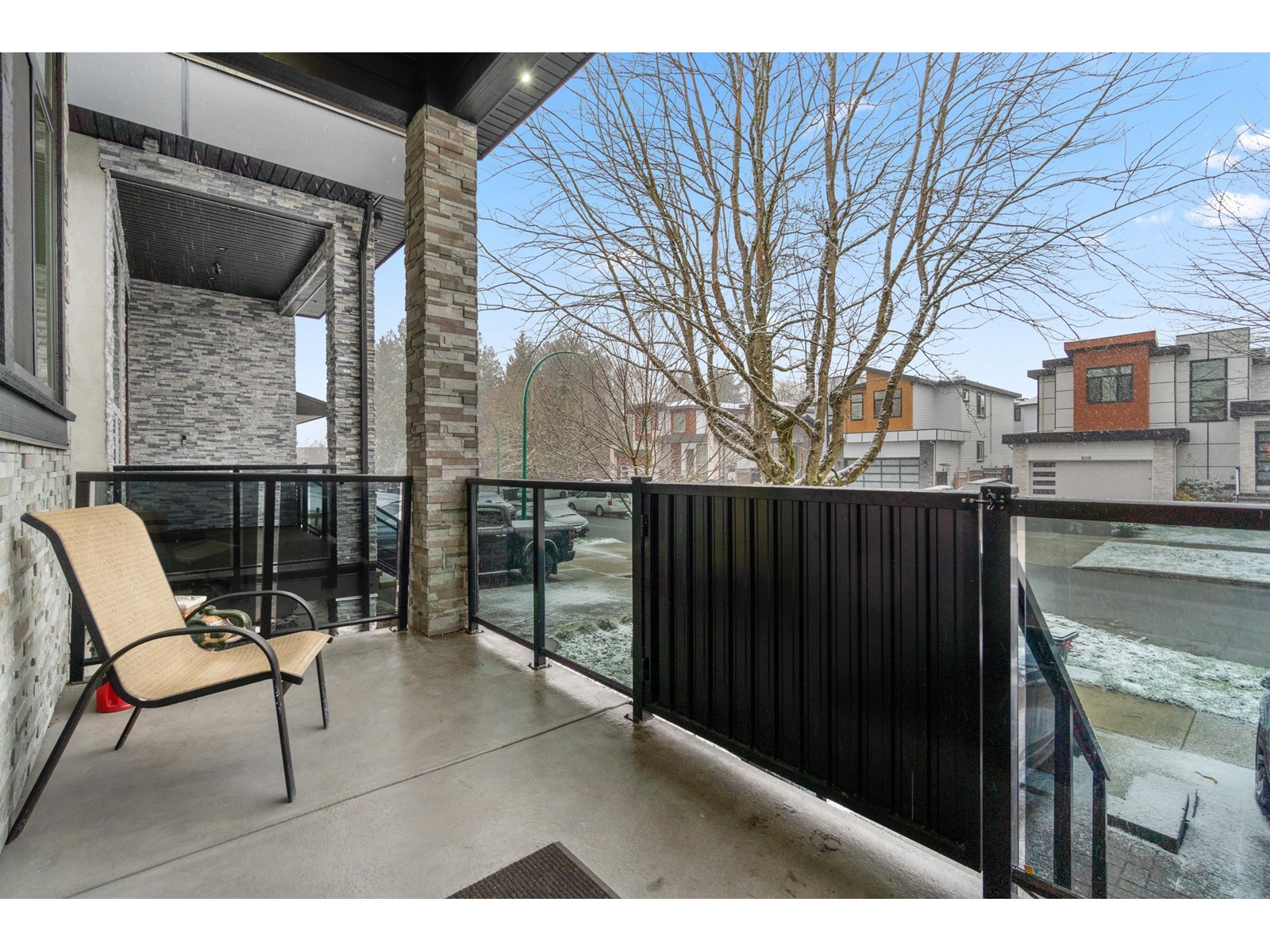 Property at 7080 193 STREET image 3