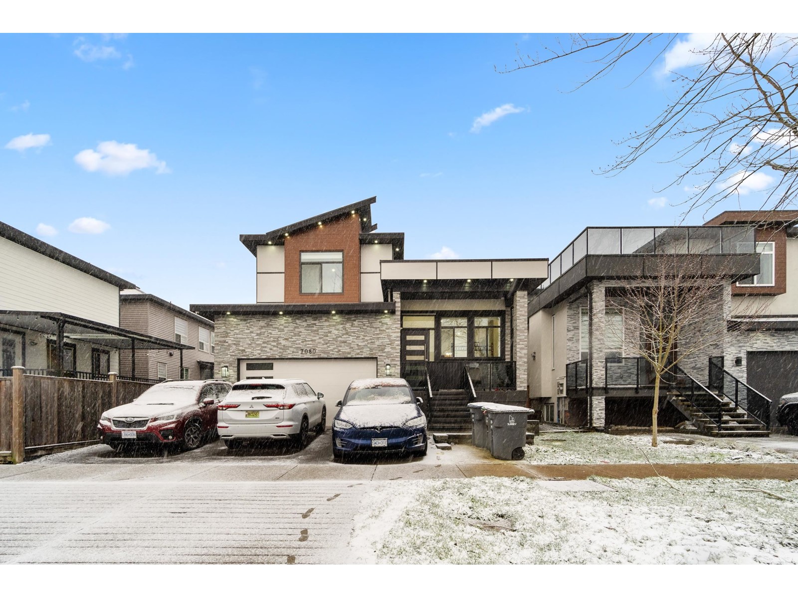 Property at 7080 193 STREET image 2