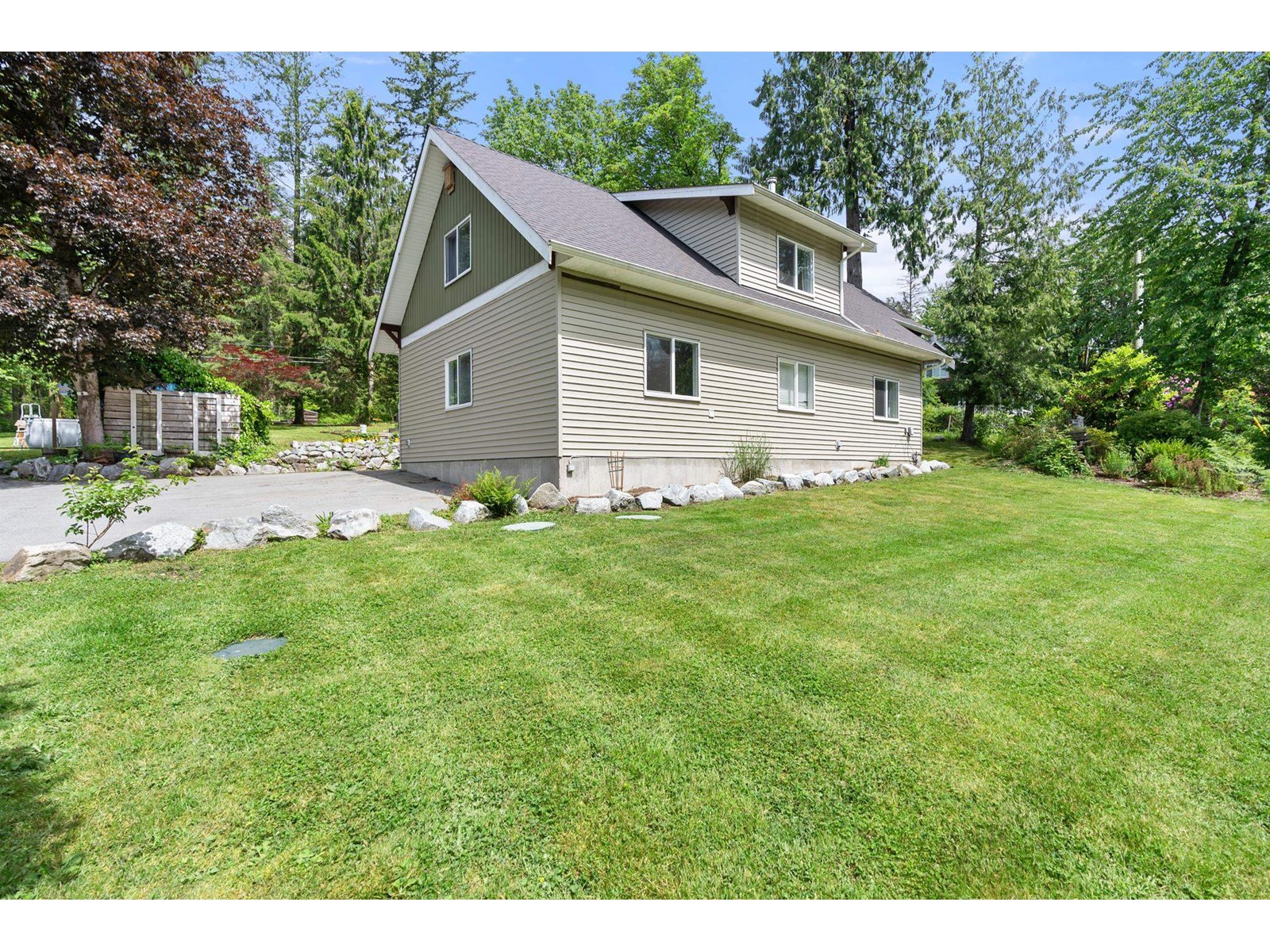31173 Dewdney Trunk Road, Mission, British Columbia  V2S 7H4 - Photo 25 - R2975308