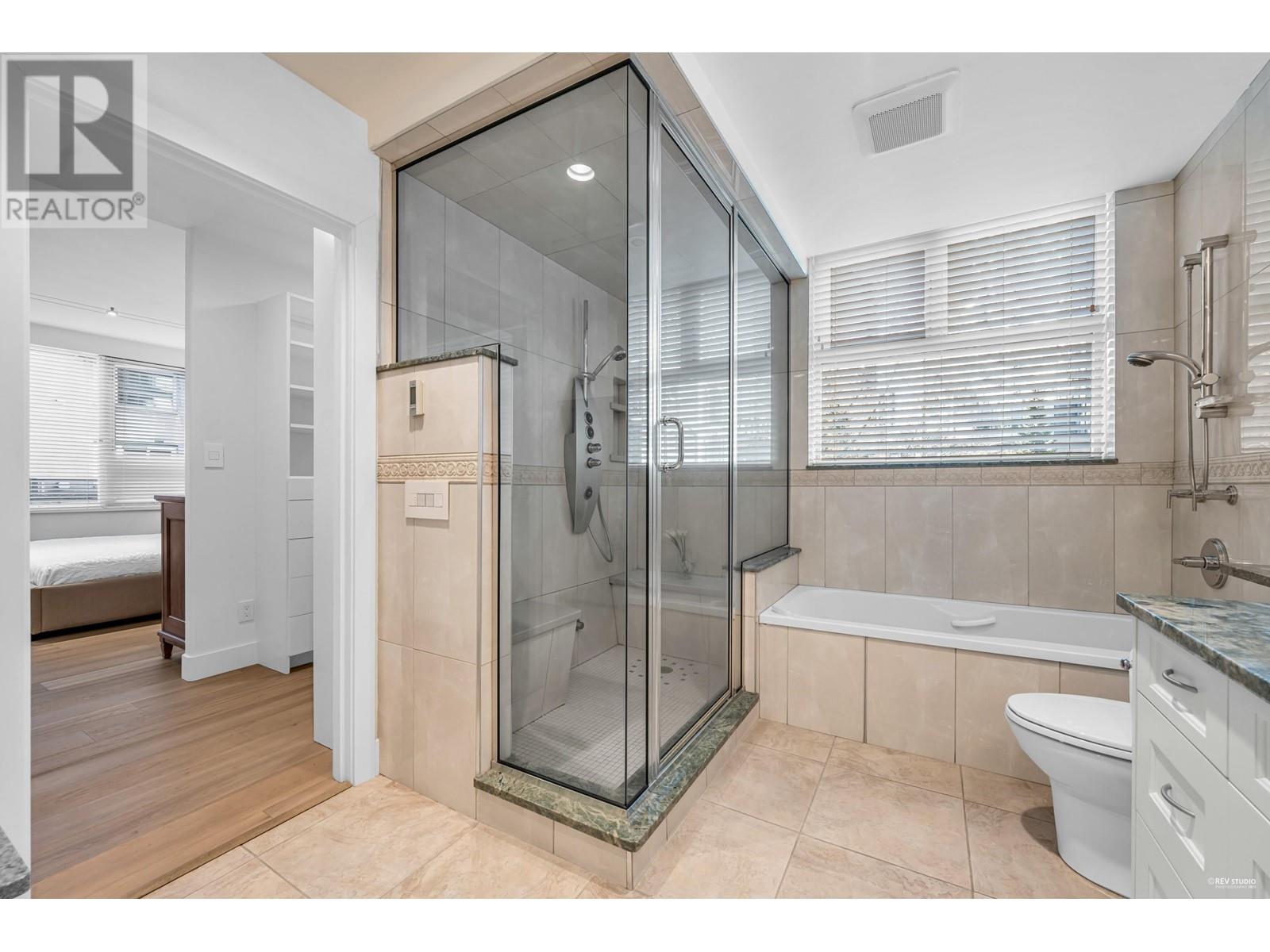 L302 1550 Coal Harbour Quay, Vancouver, British Columbia  V6G 3G1 - Photo 25 - R2954999