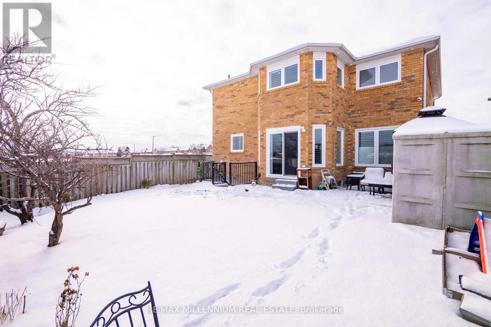 6657 Lisgar Drive W, Mississauga, Ontario  L5N 6V9 - Photo 37 - W12011061