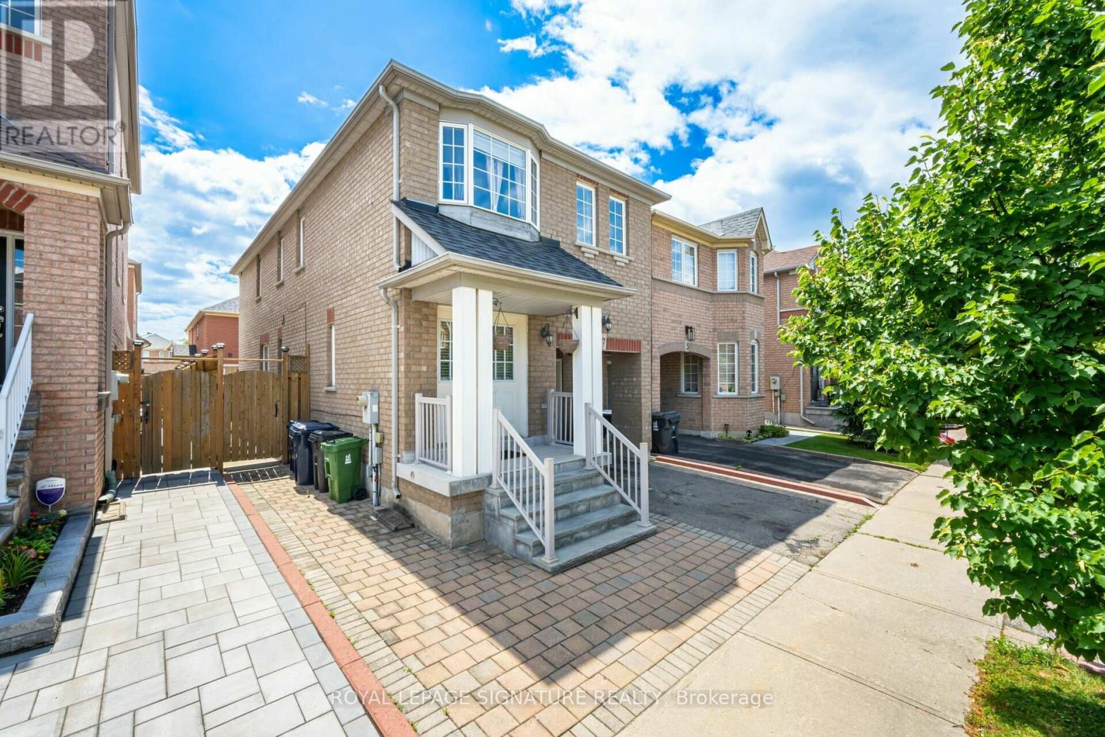 Property at 7 VIA CASSIA DRIVE image 3