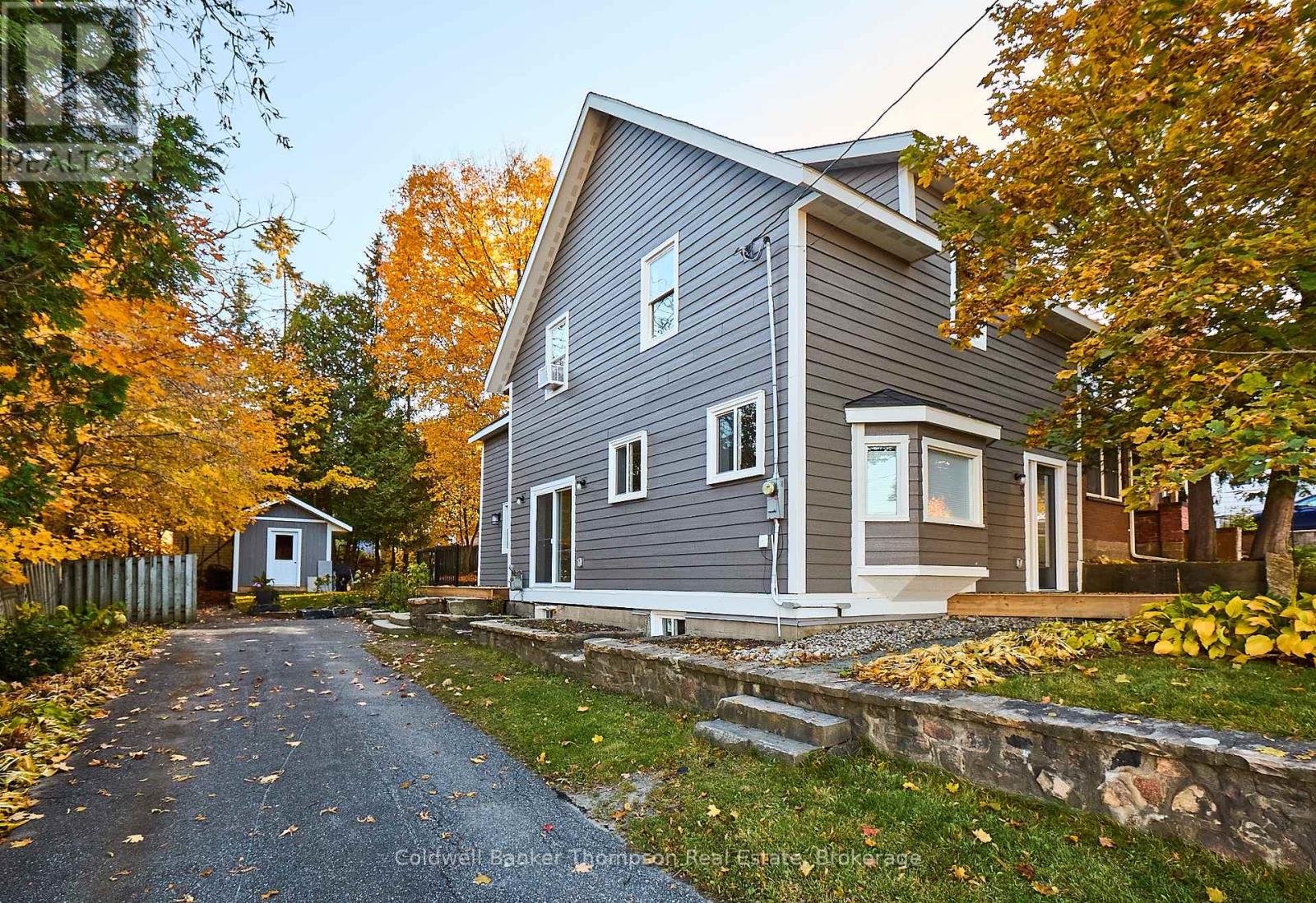 5 Minerva Street, Huntsville, Ontario  P1H 1W4 - Photo 1 - X12011114