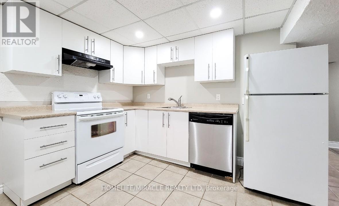 7150 Douglas Crescent, Niagara Falls, Ontario  L2G 3C4 - Photo 11 - X12011133